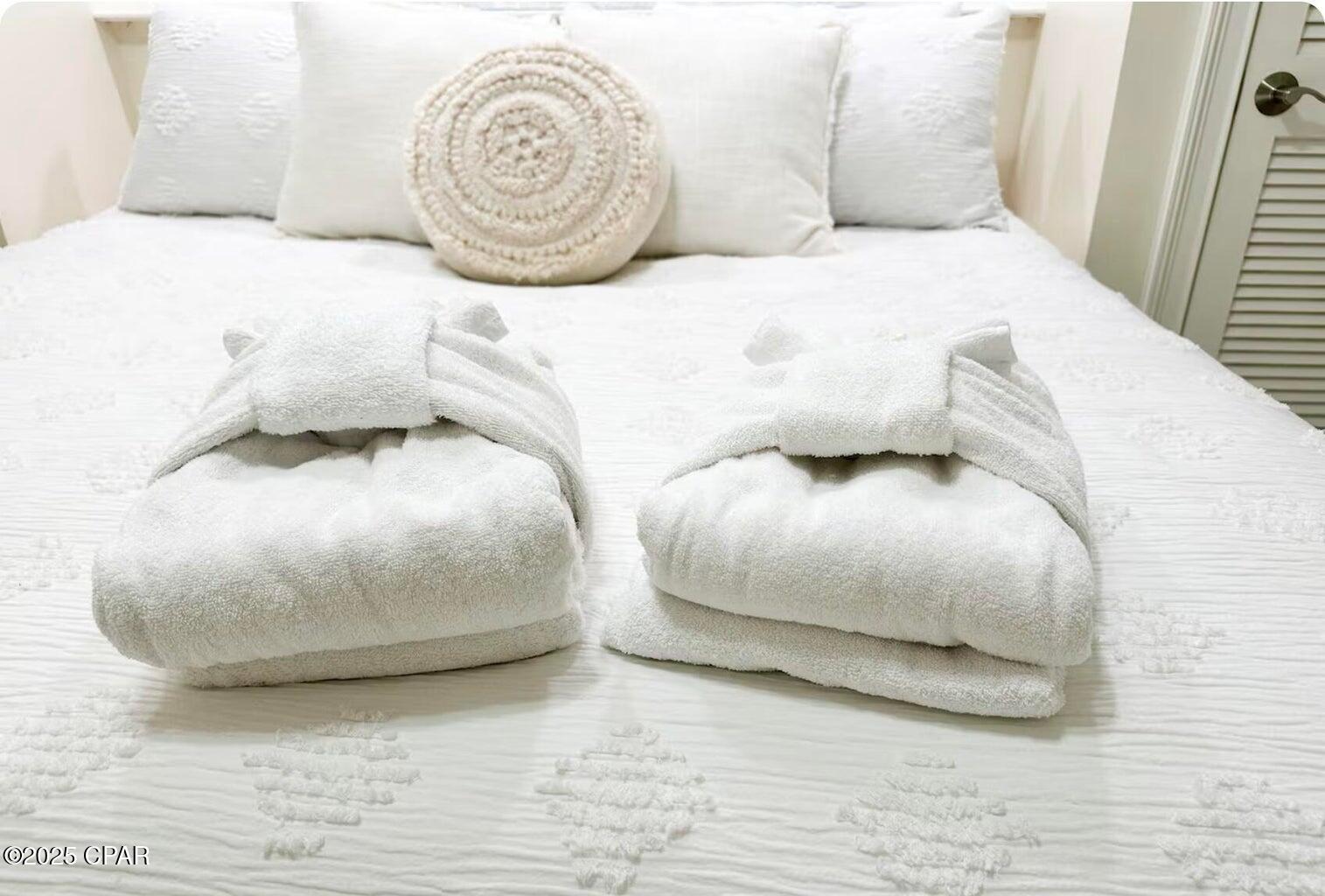 Image 10 For 114 Carillon Market Street 412