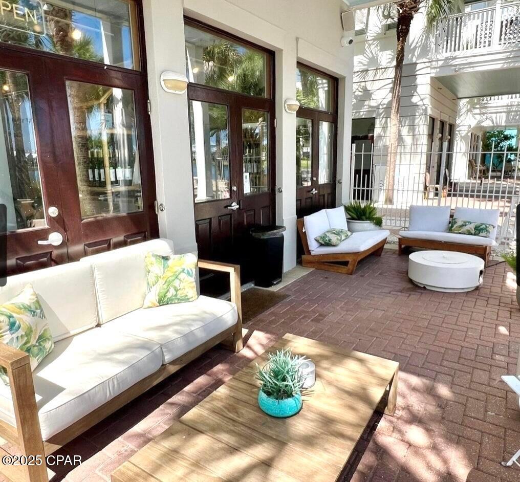 Image 33 For 114 Carillon Market Street 412