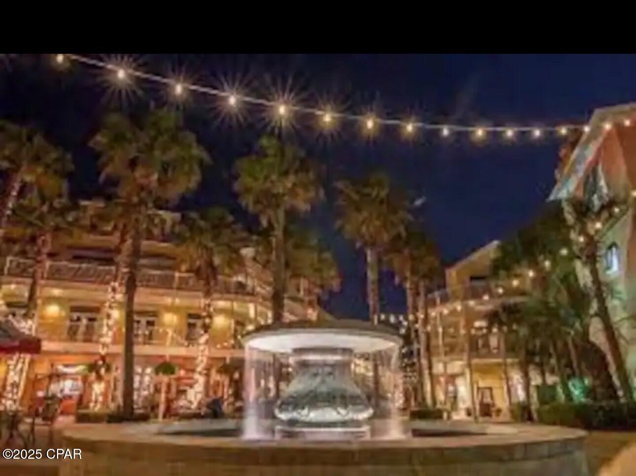 Image 42 For 114 Carillon Market Street 412