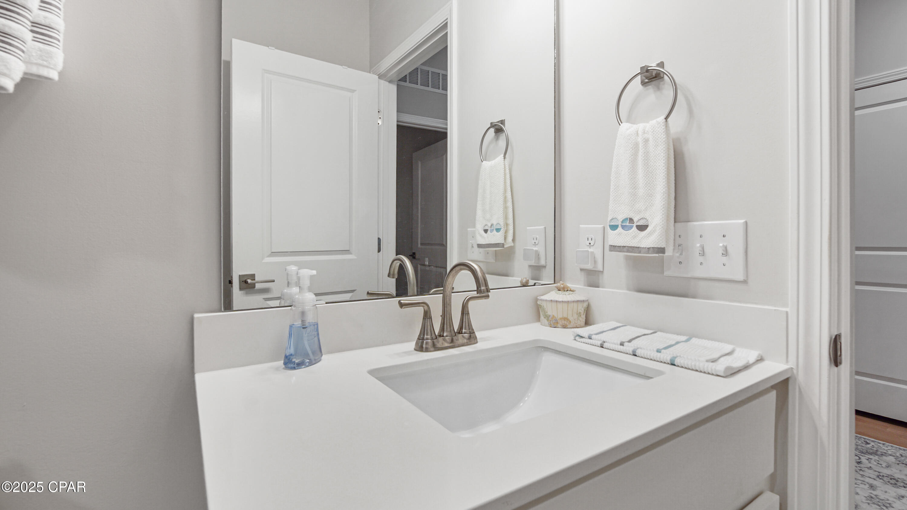 Image 23 For 113 Mosaic Drive