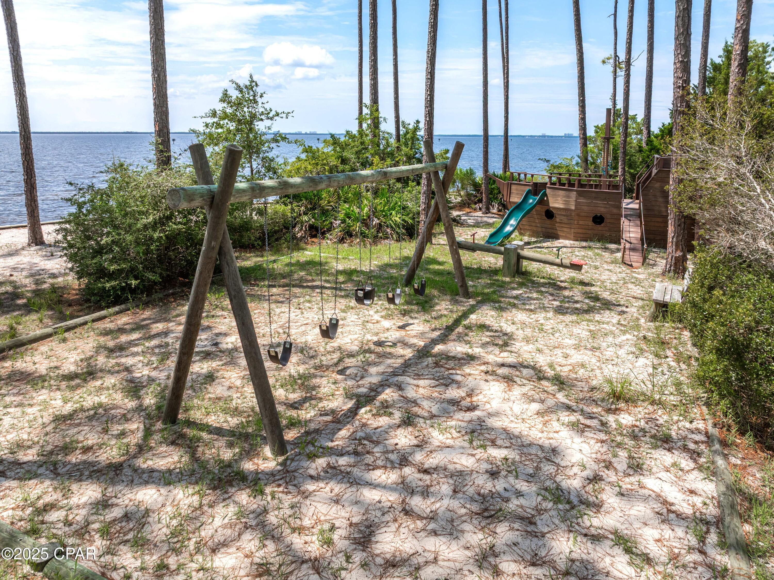 Image 32 For 8405 Deepwater Creek Lane