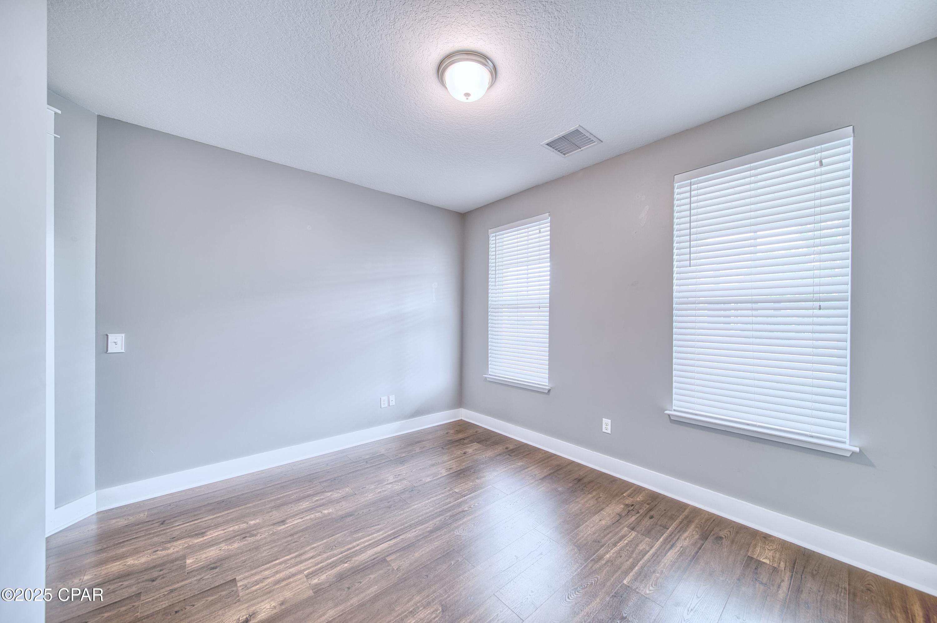 Image 27 For 3113 Heartleaf Avenue