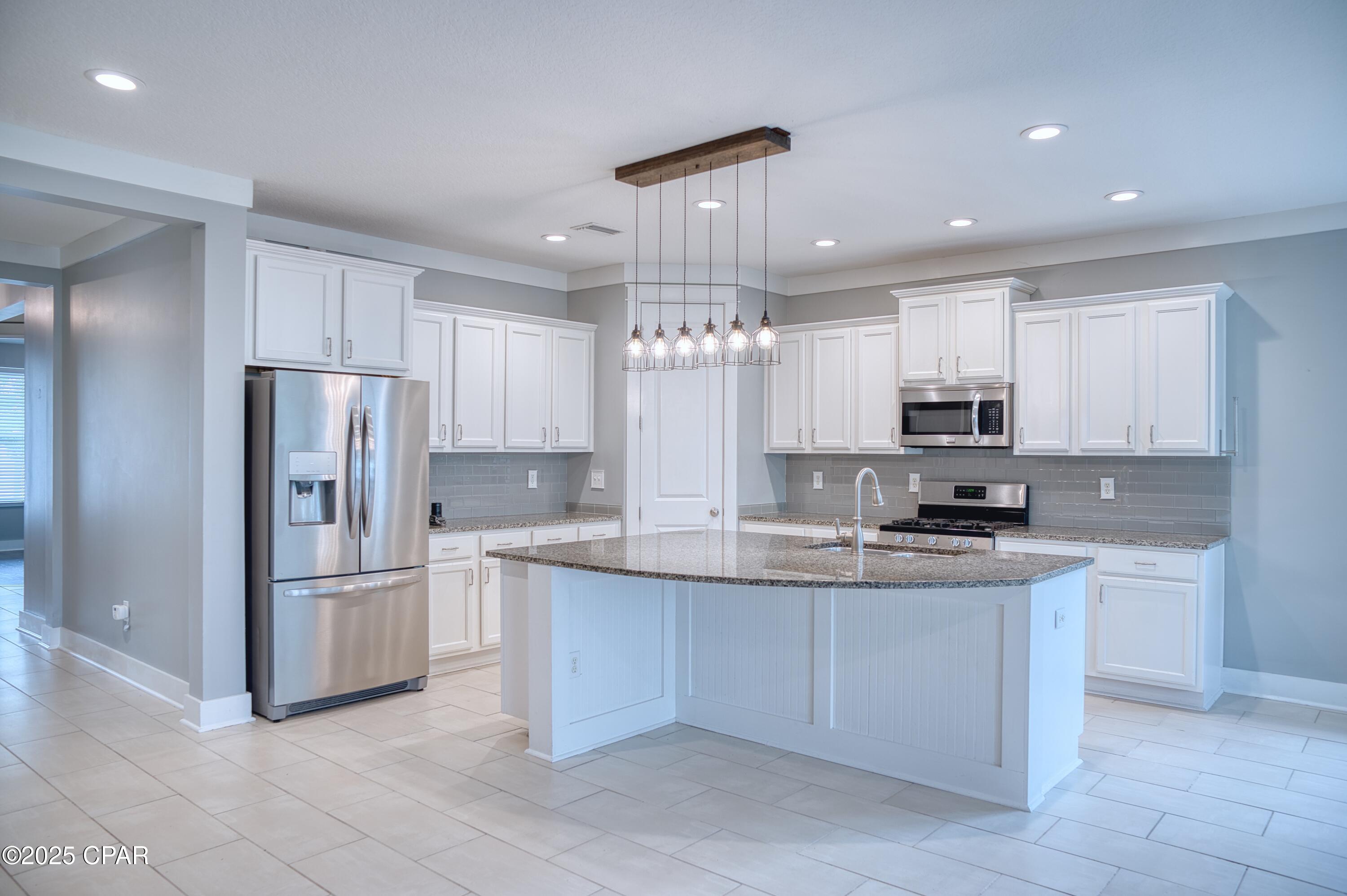 Image 4 For 3113 Heartleaf Avenue