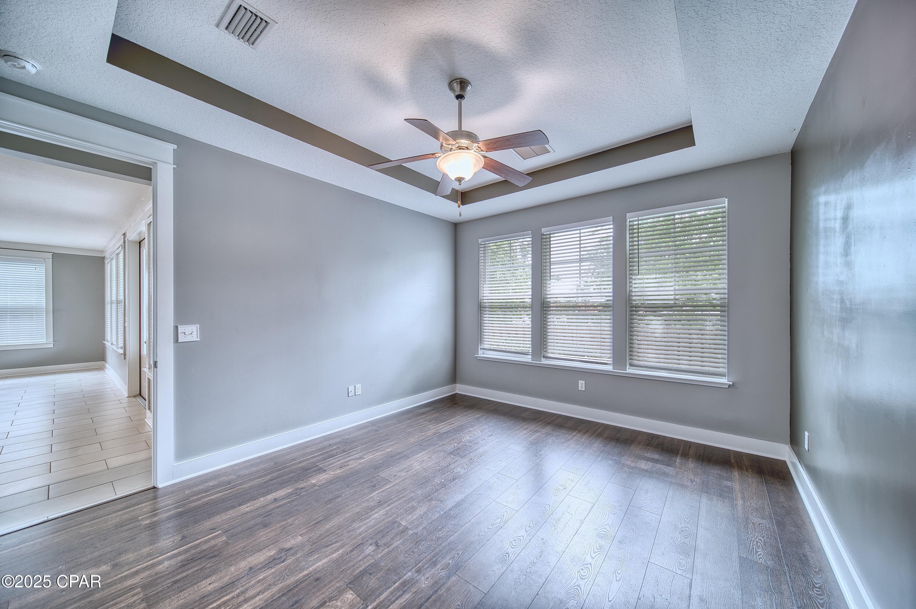 Image 5 For 3113 Heartleaf Avenue