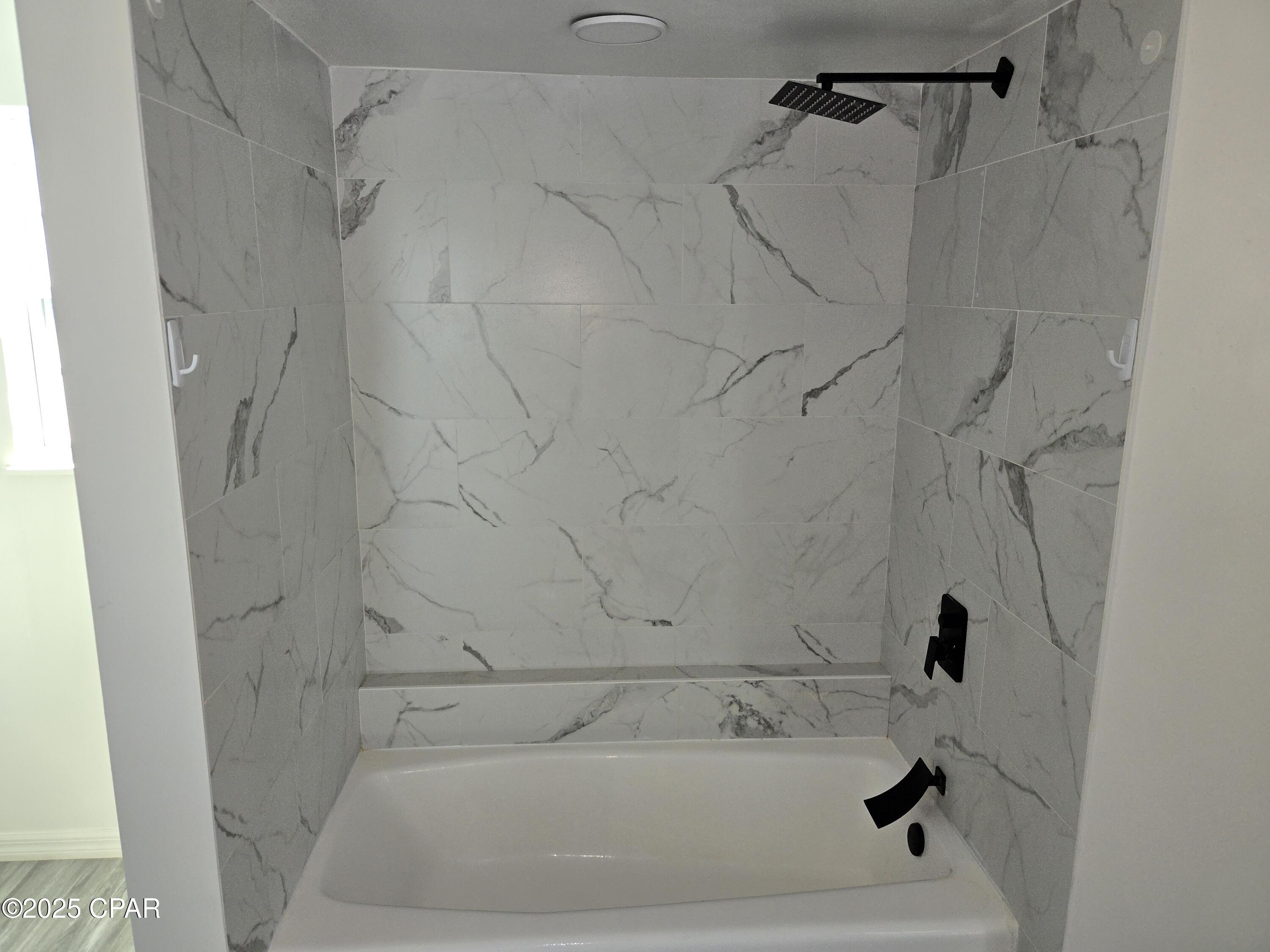 Image 30 For 2706 Ravenwood Court