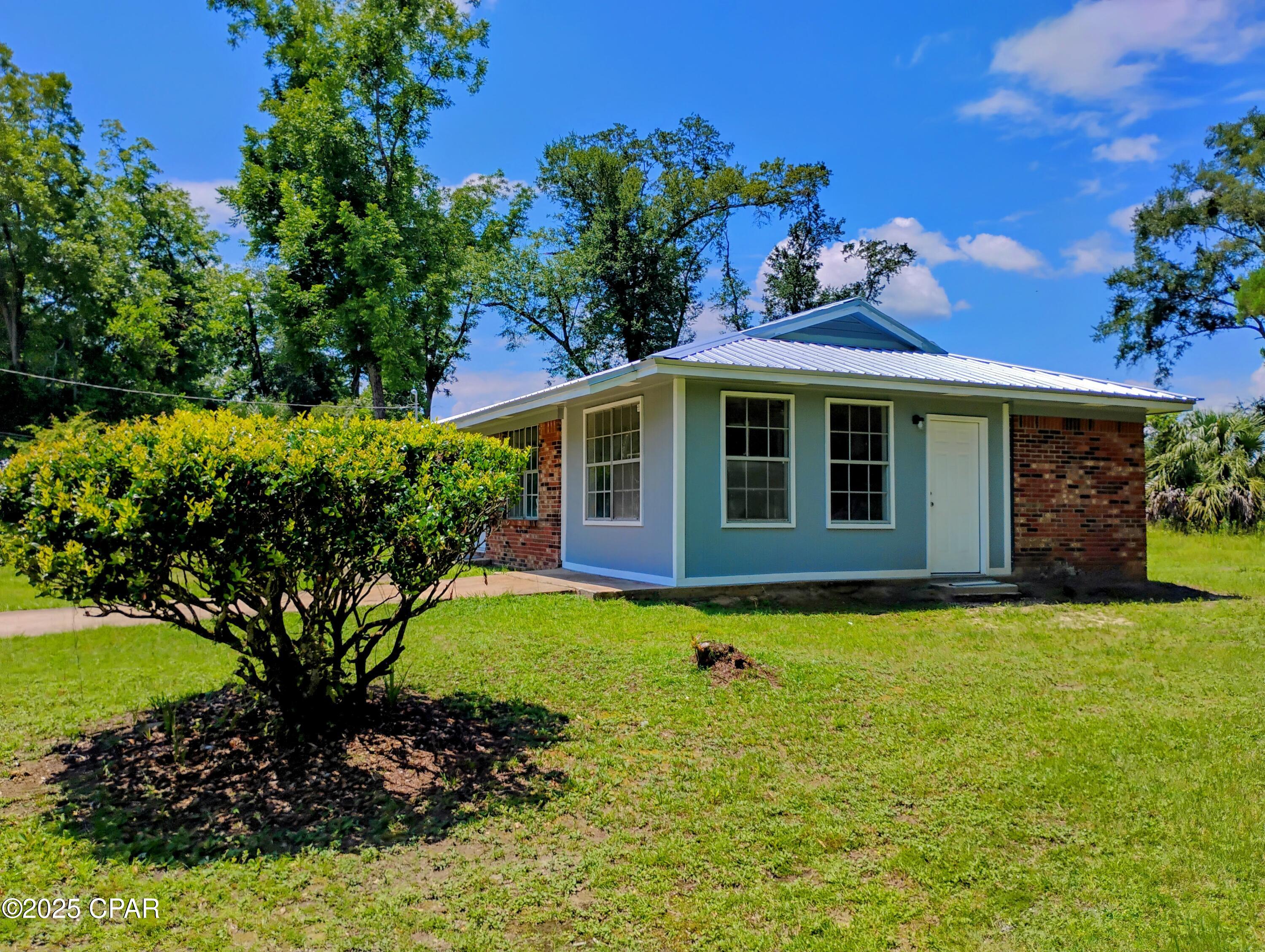 Image 12 For 576 Martin Luther King Drive