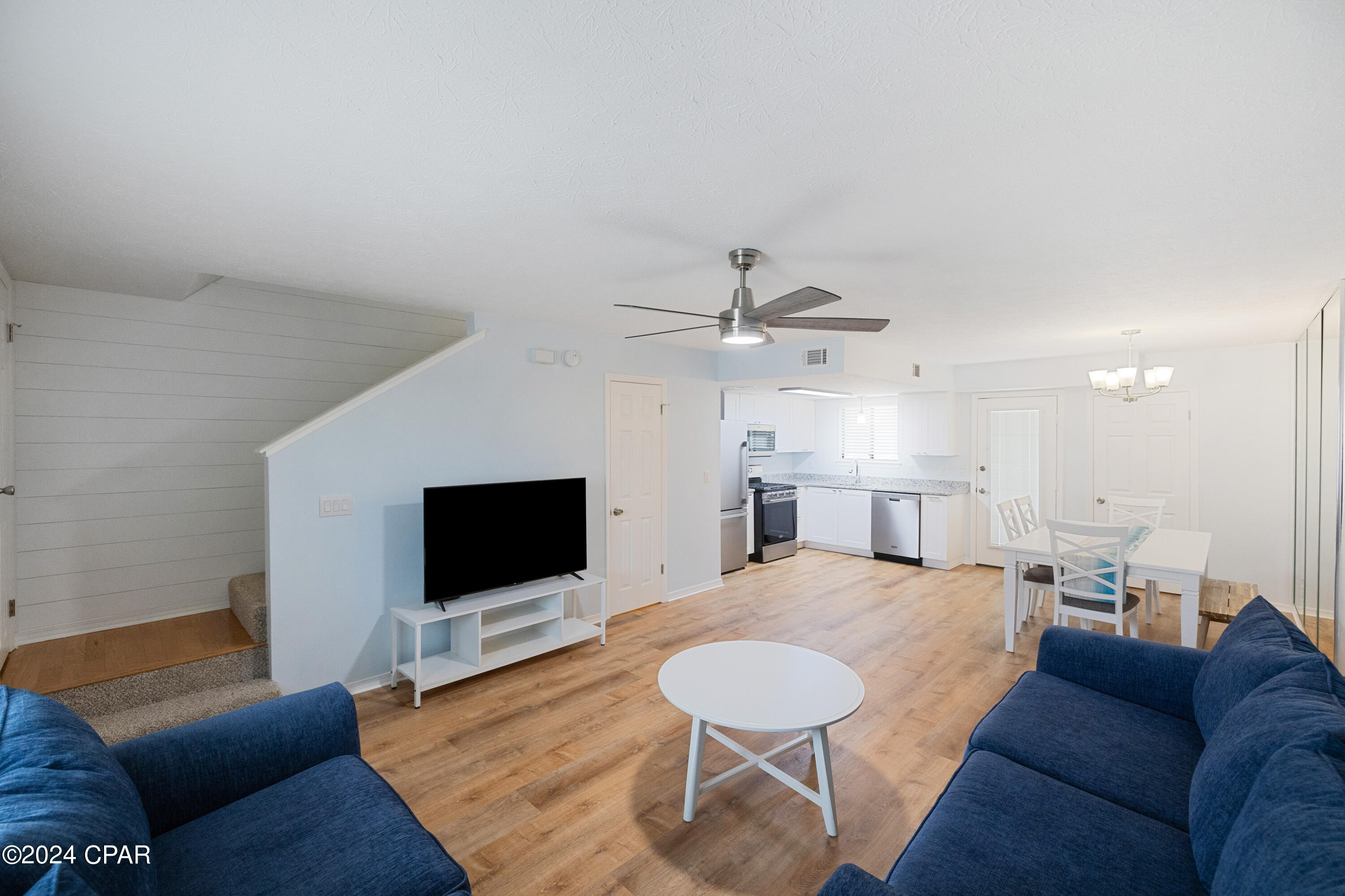 Image 31 For 181 Robin Lane