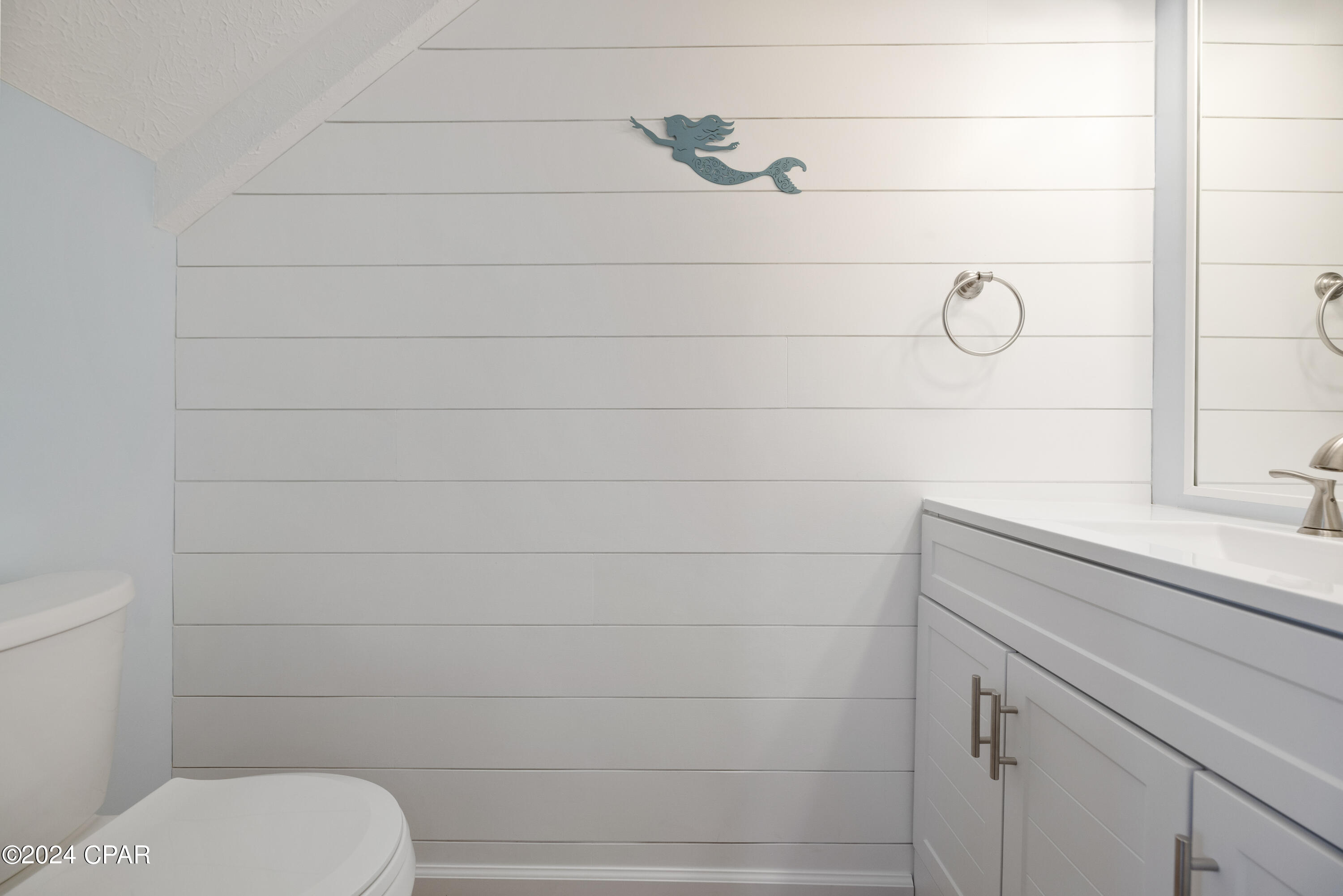 Image 33 For 181 Robin Lane