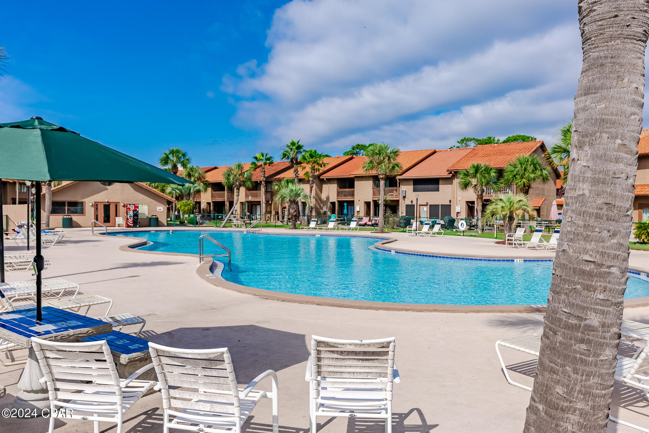 Image 72 For 181 Robin Lane