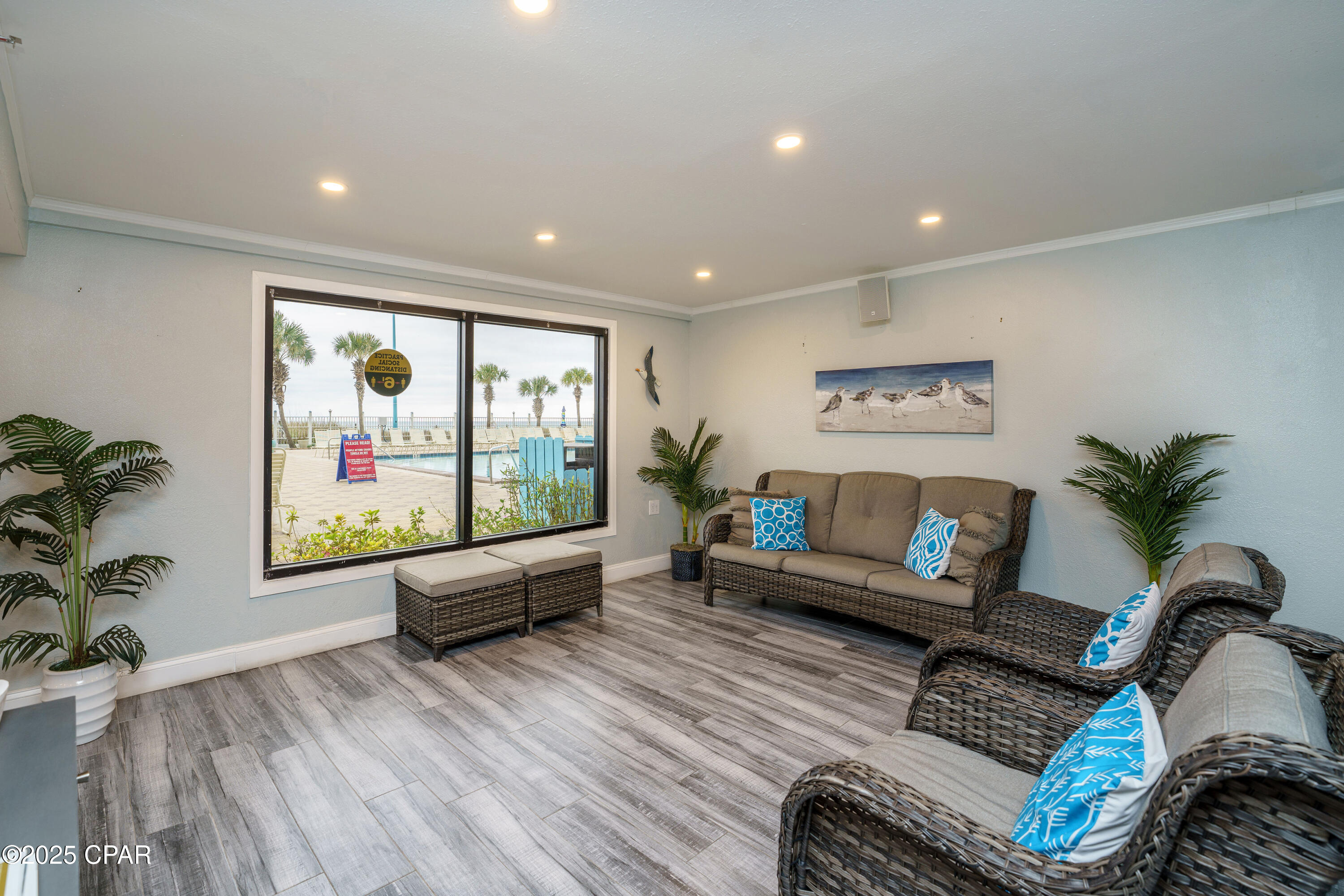 Image 62 For 8743 Thomas Drive 1207