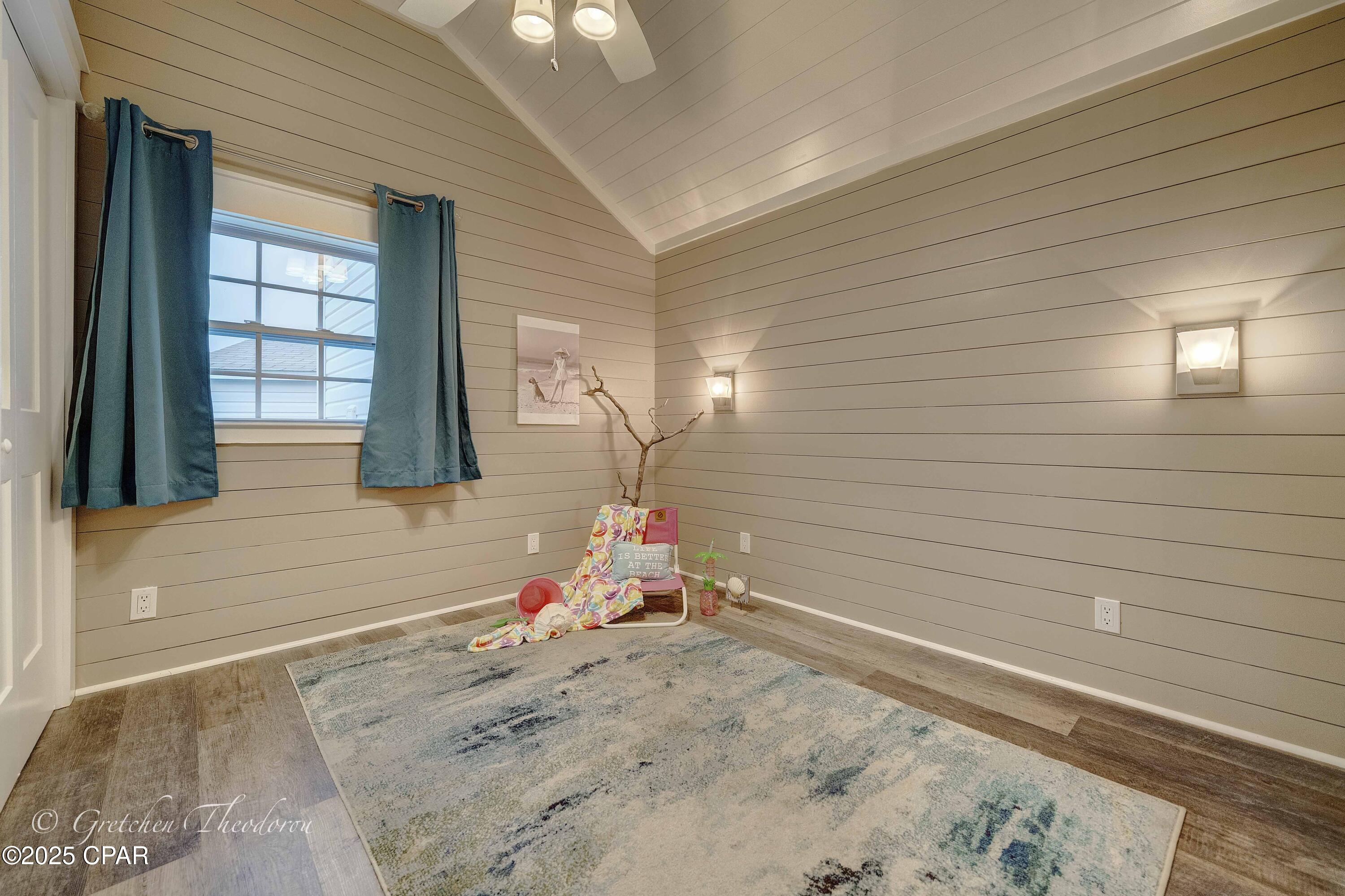 Image 14 For 1219 Thomas Drive 25