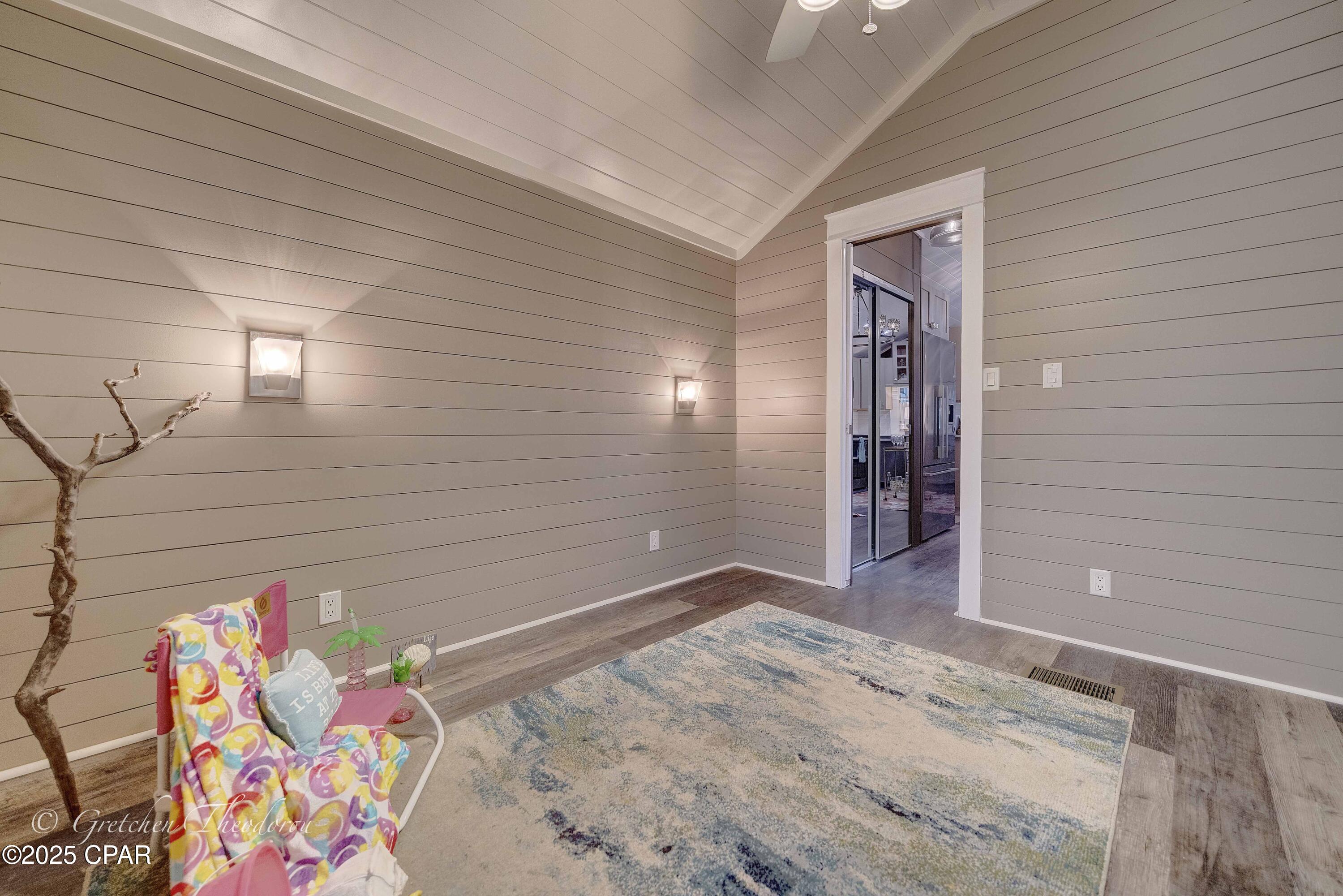 Image 16 For 1219 Thomas Drive 25