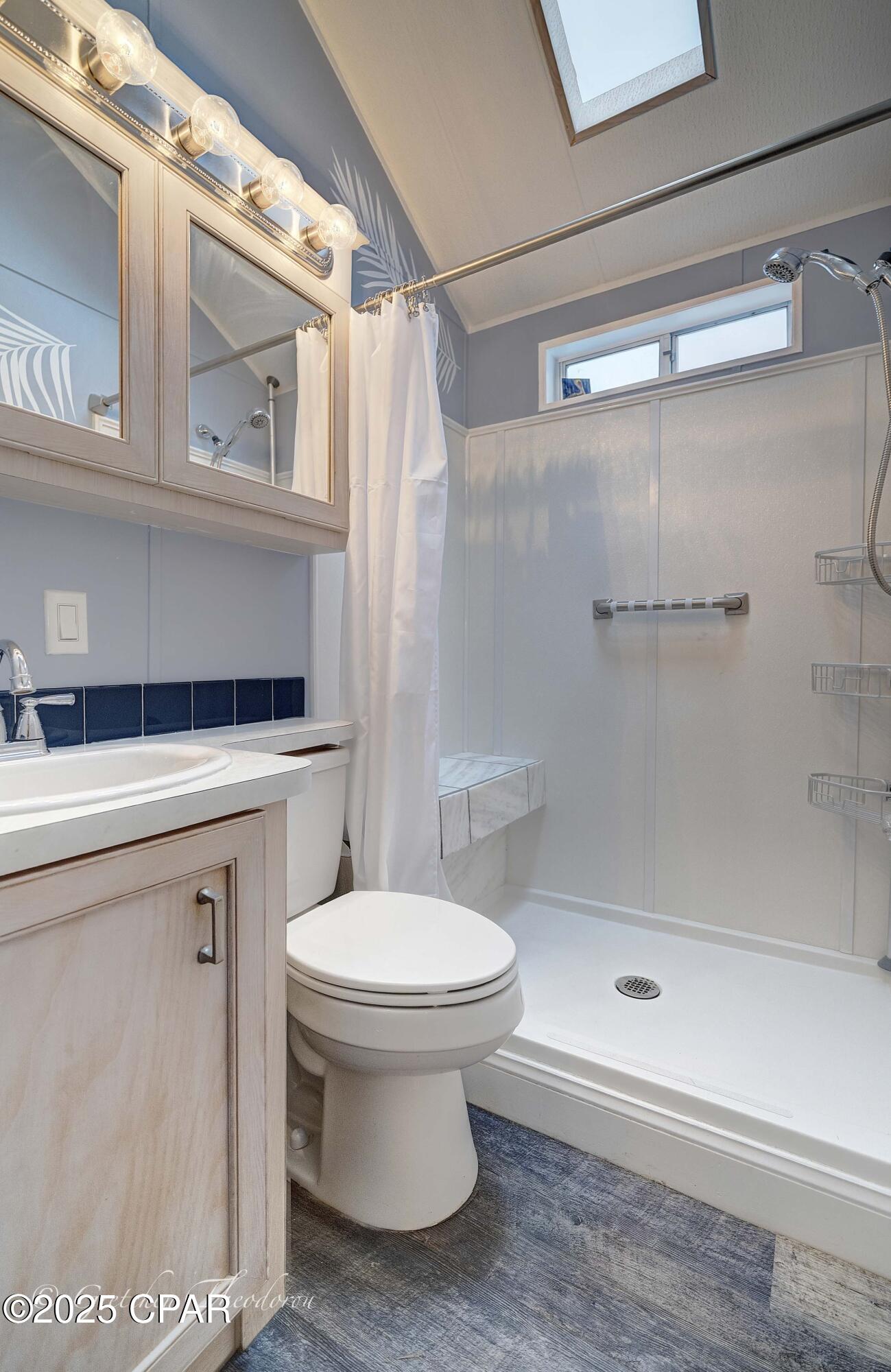 Image 18 For 1219 Thomas Drive 25