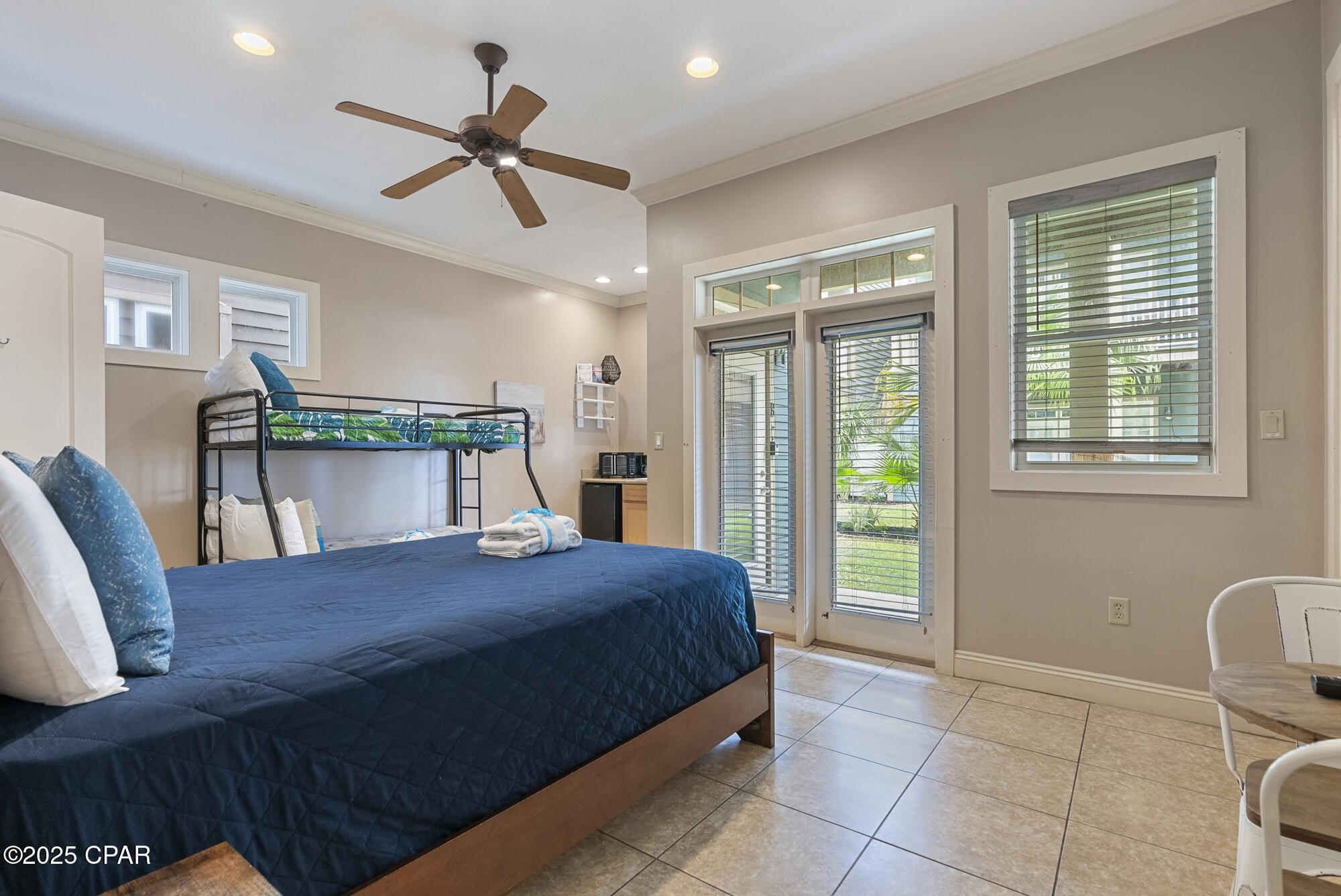 Image 4 For 6238 Thomas Drive