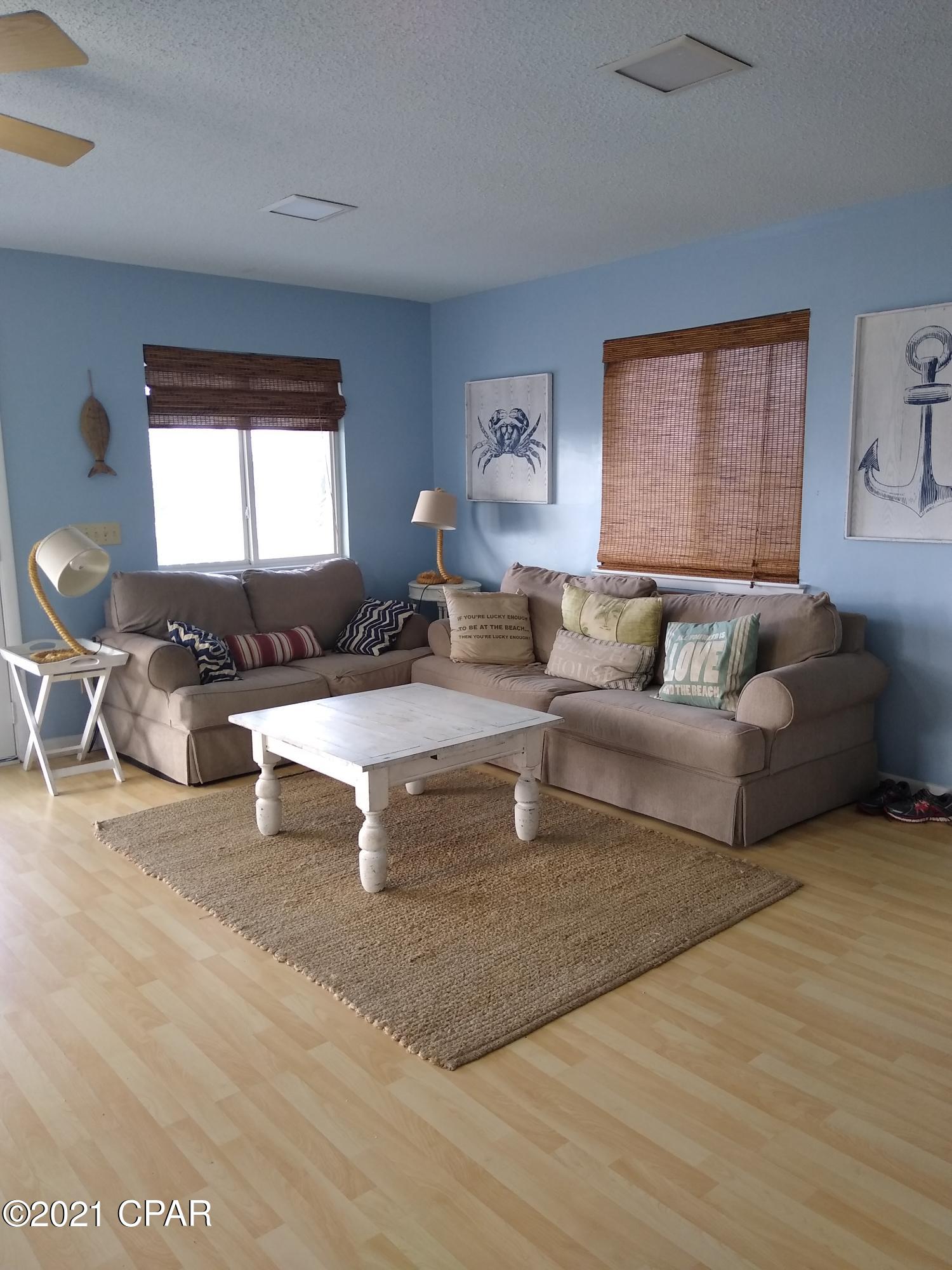 Image 10 For 6912 Beach Drive