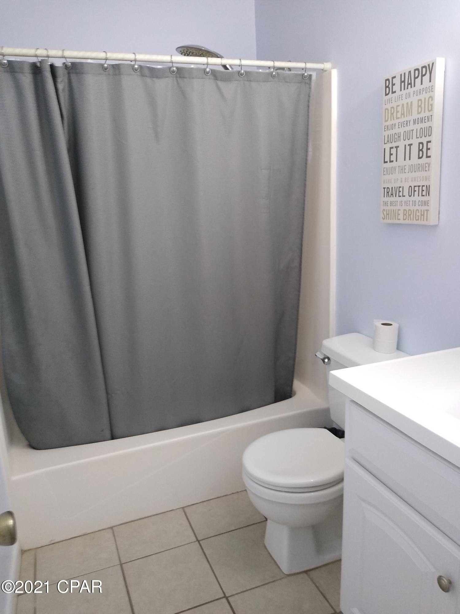 Image 15 For 6912 Beach Drive