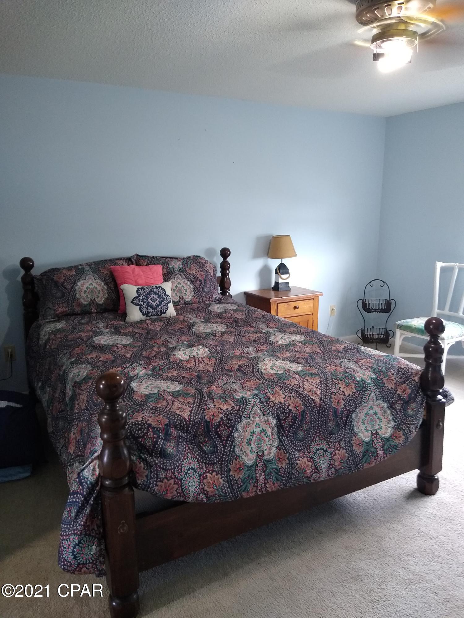 Image 20 For 6912 Beach Drive