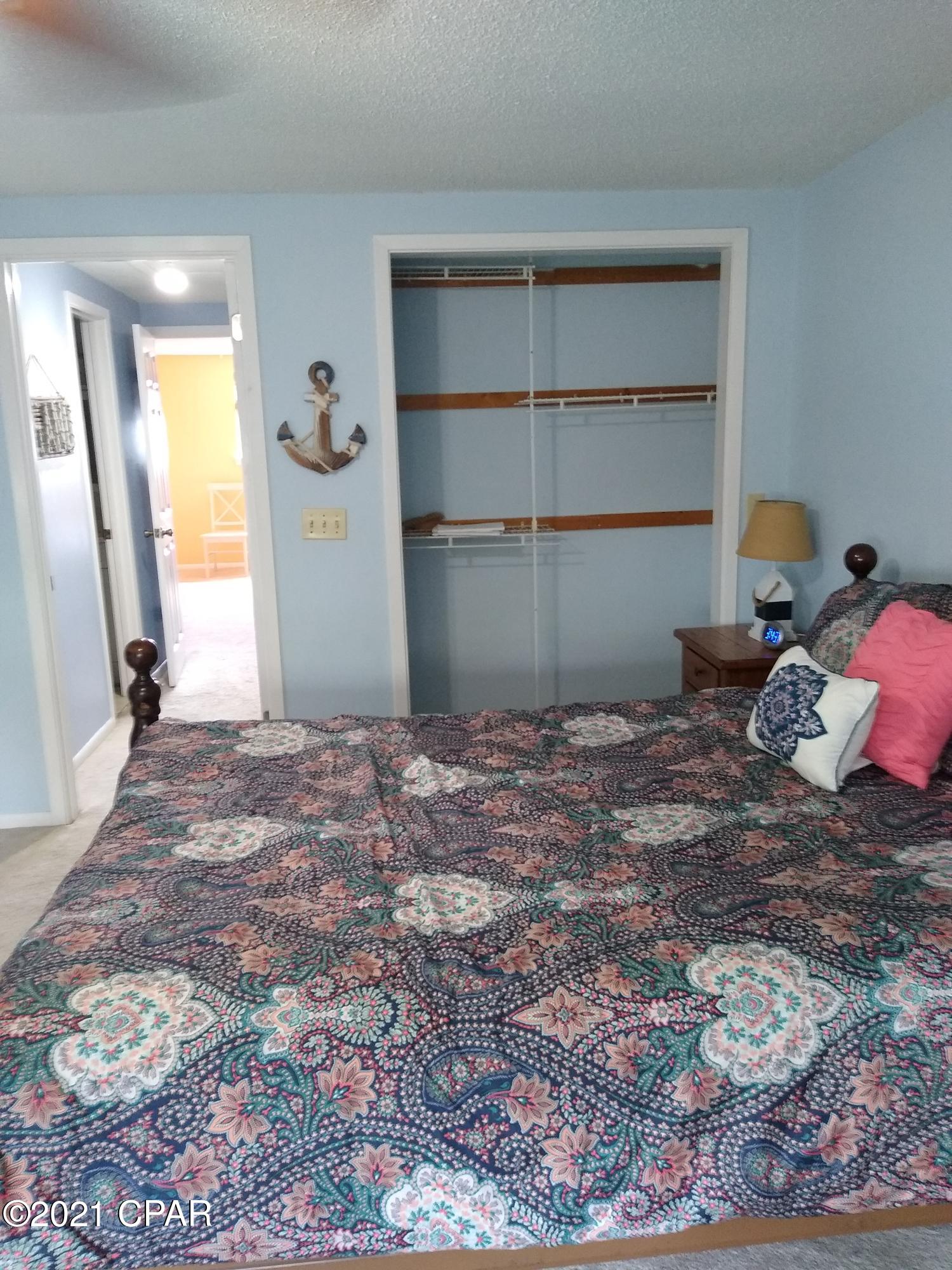 Image 21 For 6912 Beach Drive