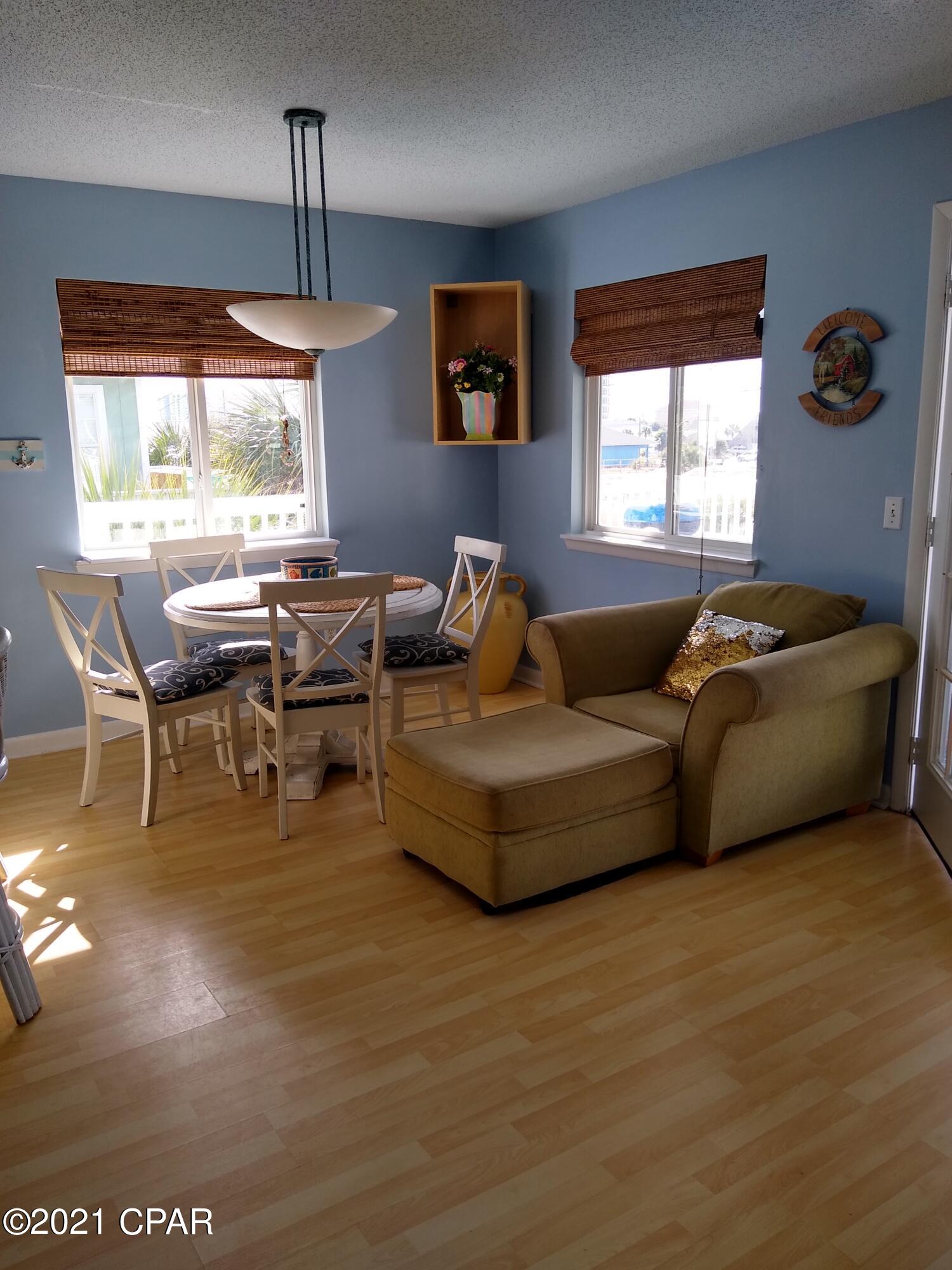 Image 8 For 6912 Beach Drive