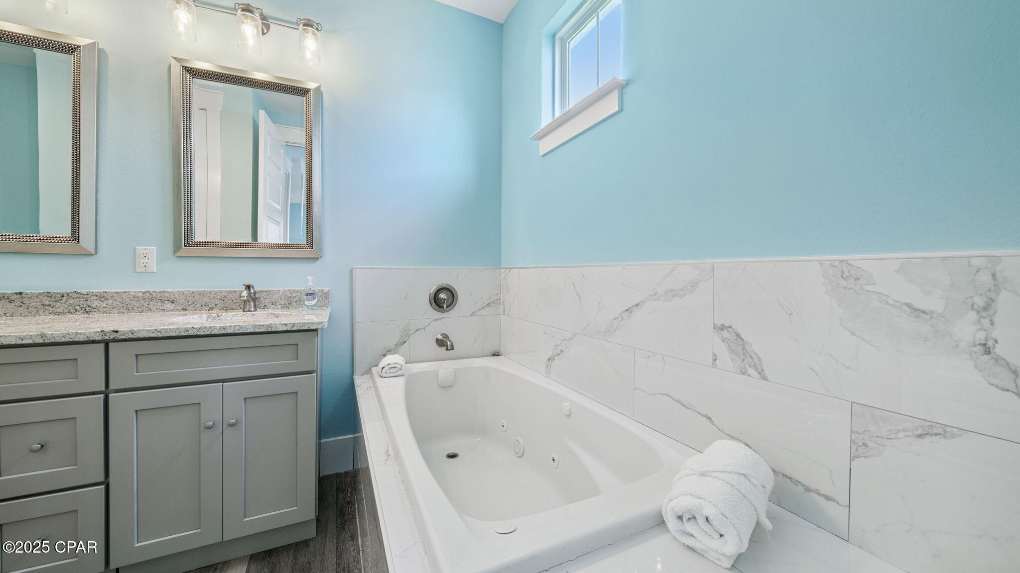 Image 12 For 6320 Lagoon Drive