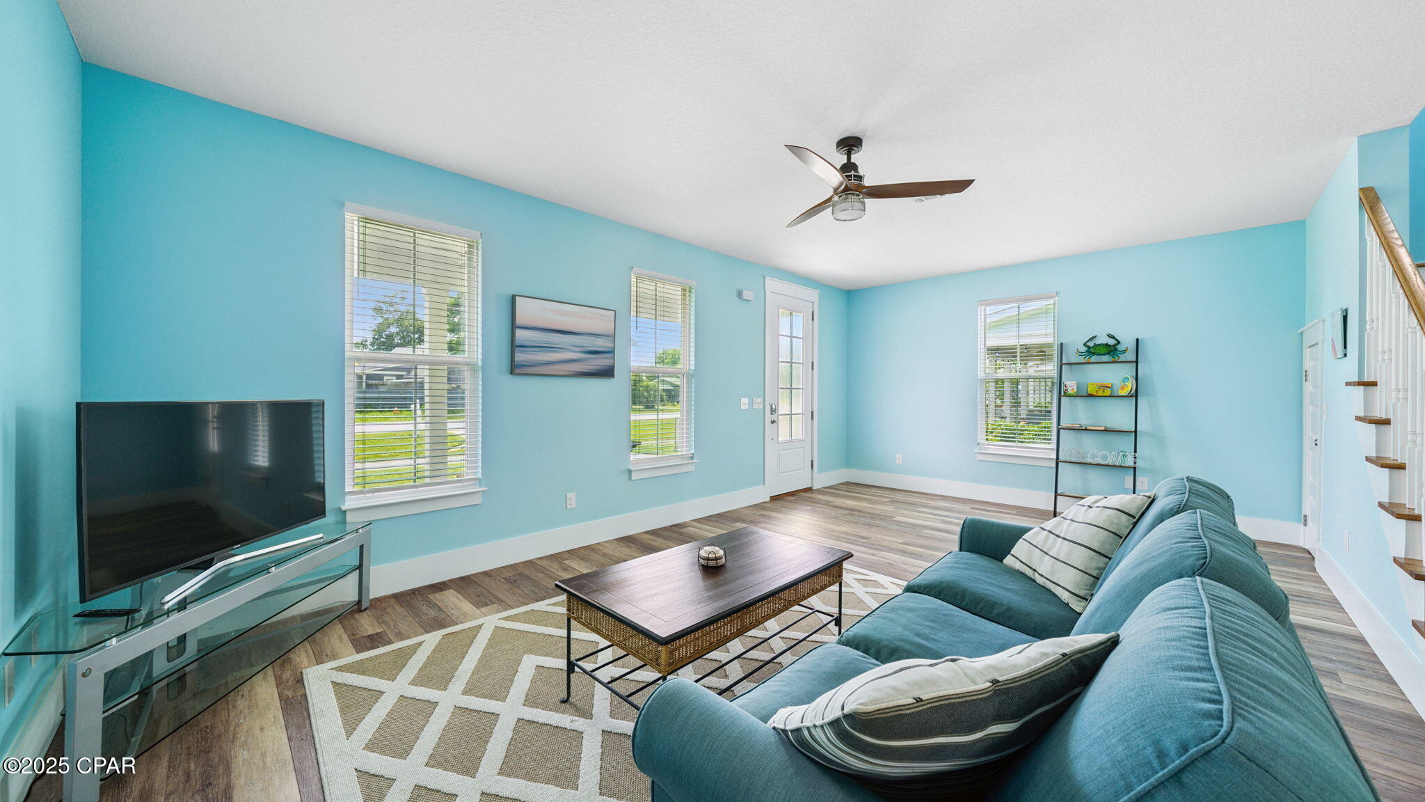 Image 3 For 6320 Lagoon Drive