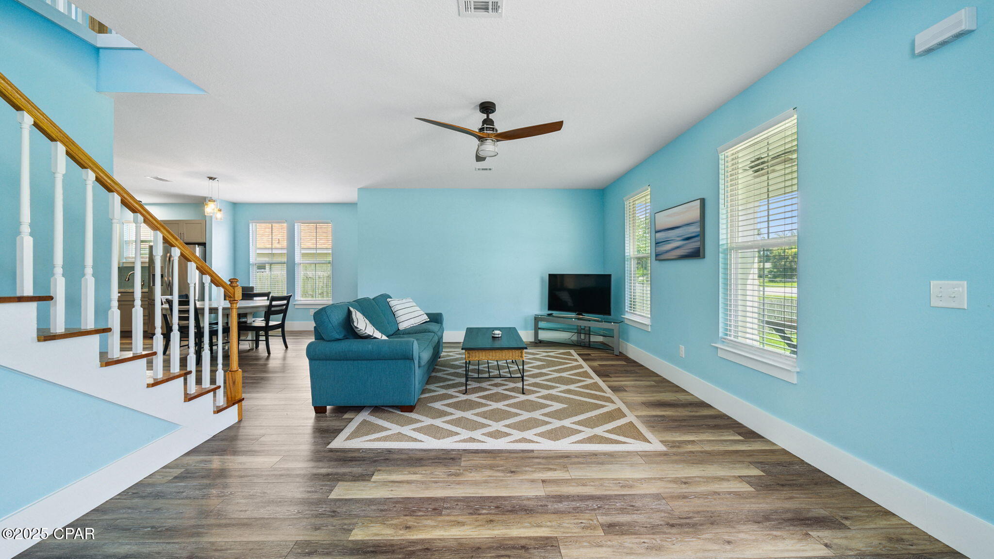 Image 4 For 6320 Lagoon Drive