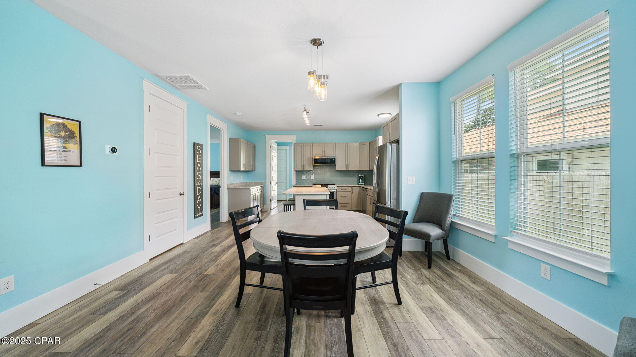 Image 5 For 6320 Lagoon Drive