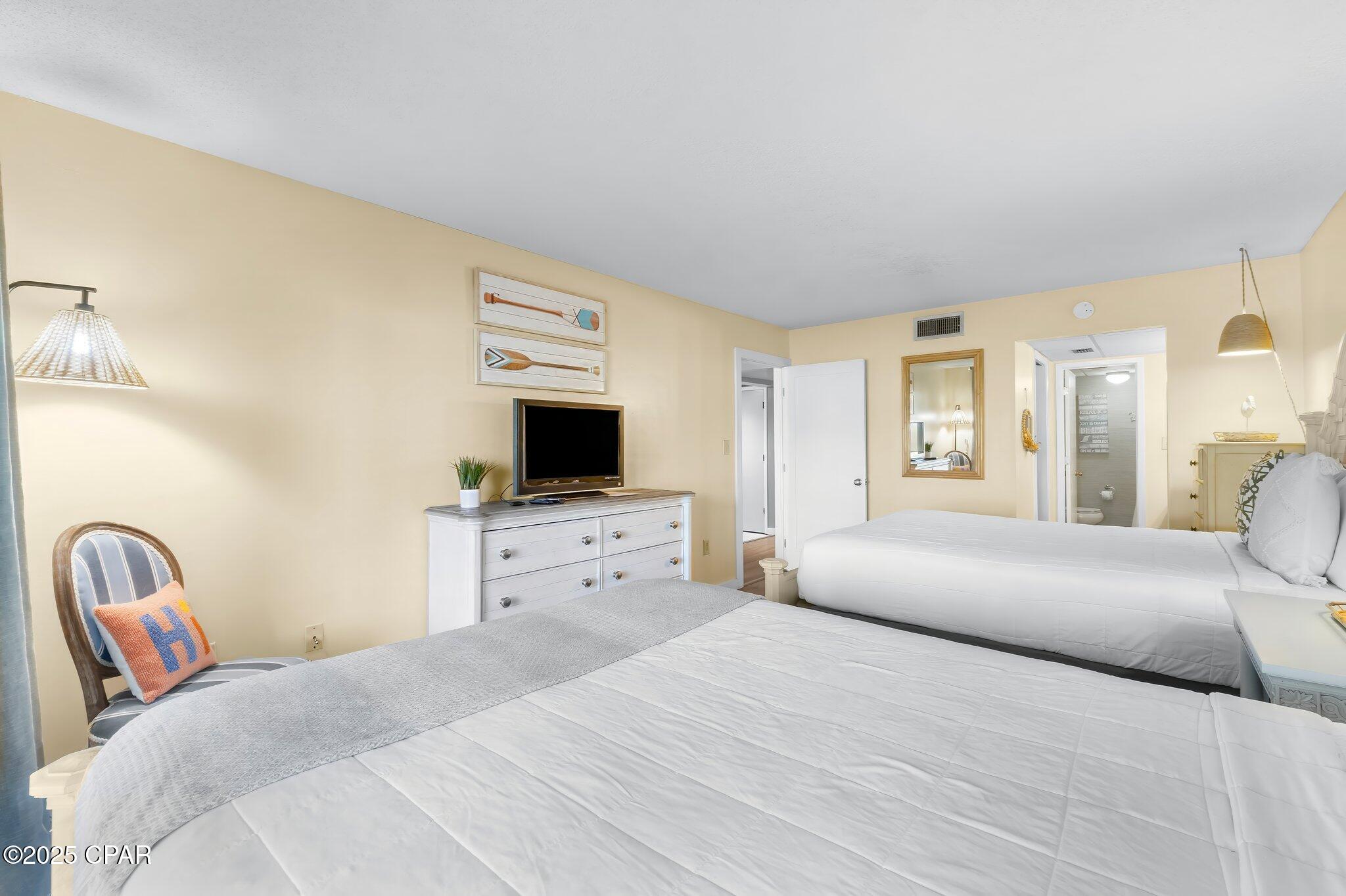 Image 20 For 520 Richard Jackson  2007