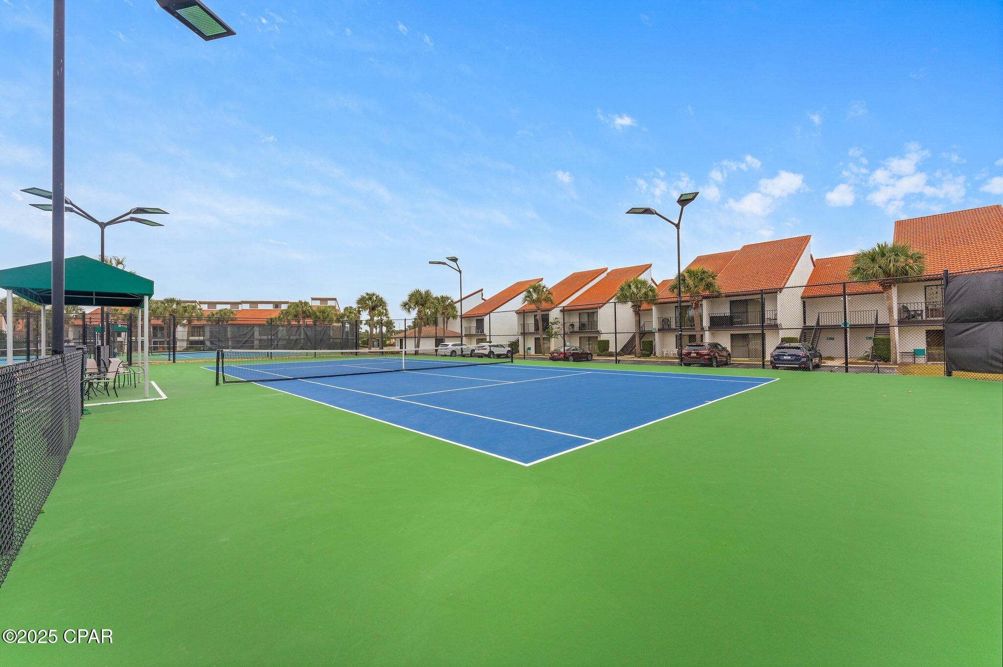 Image 29 For 520 Richard Jackson  2007