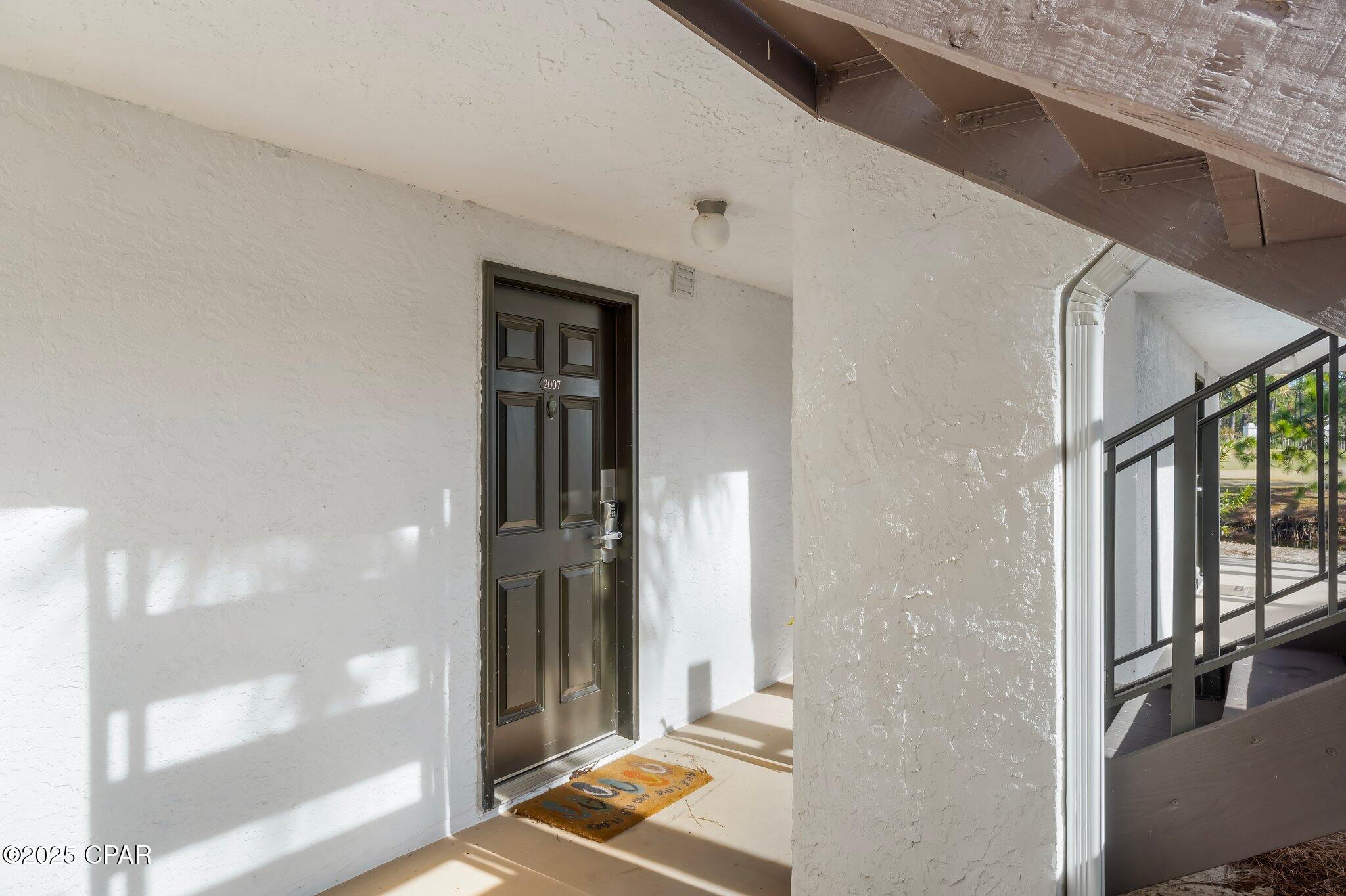 Image 4 For 520 Richard Jackson  2007