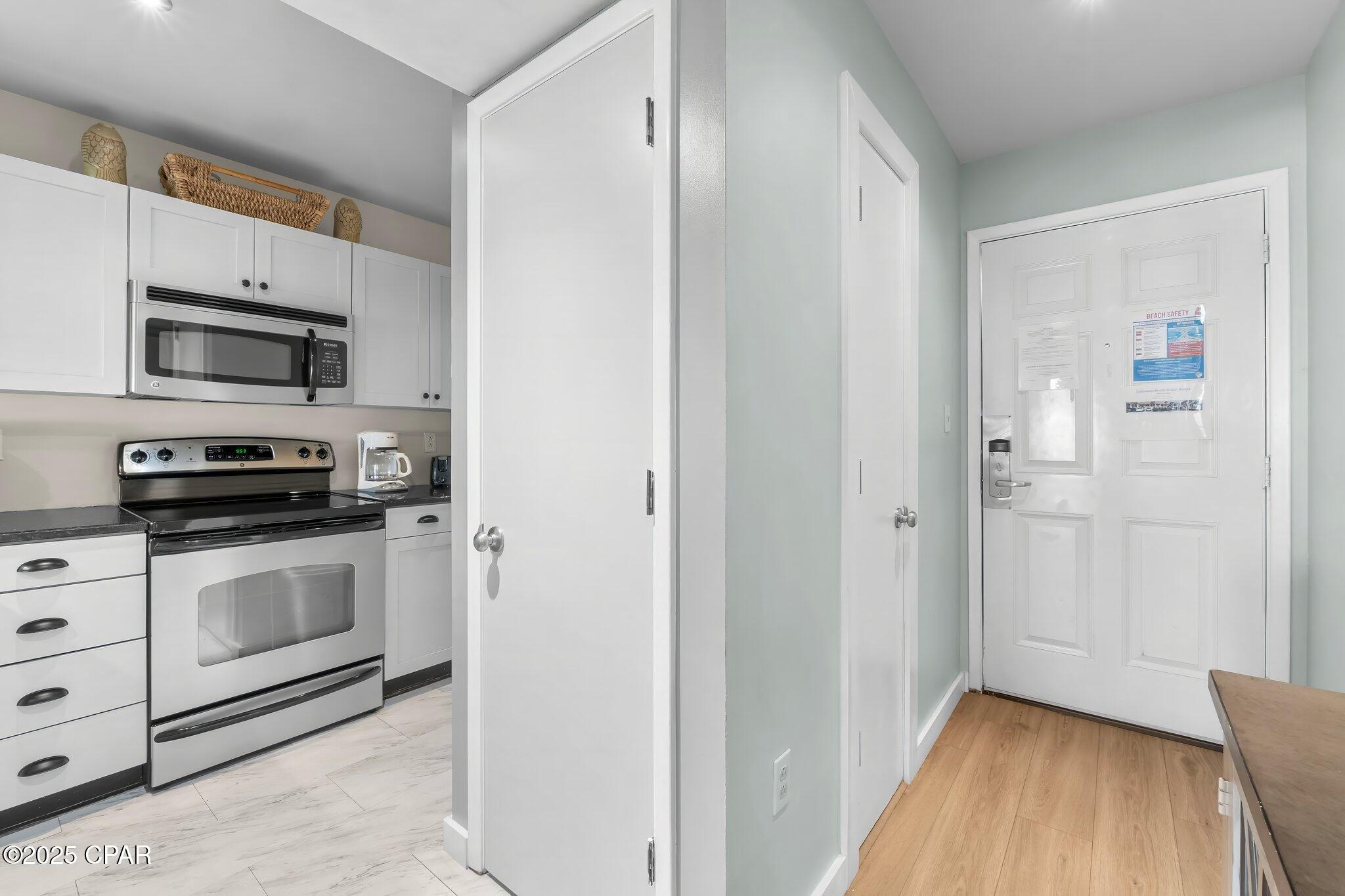 Image 5 For 520 Richard Jackson  2007