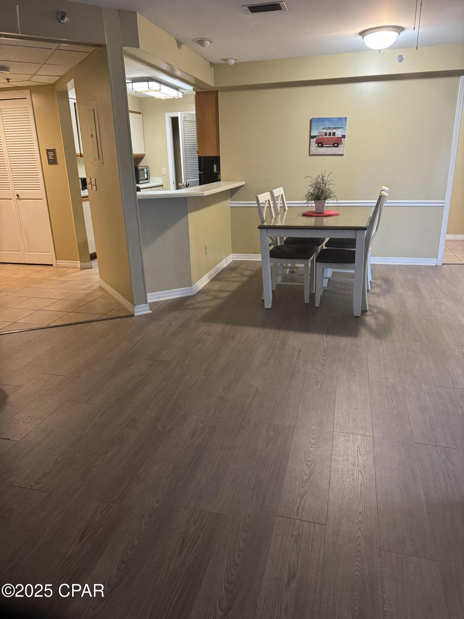 Image 10 For 8730 Thomas Drive 1203 B