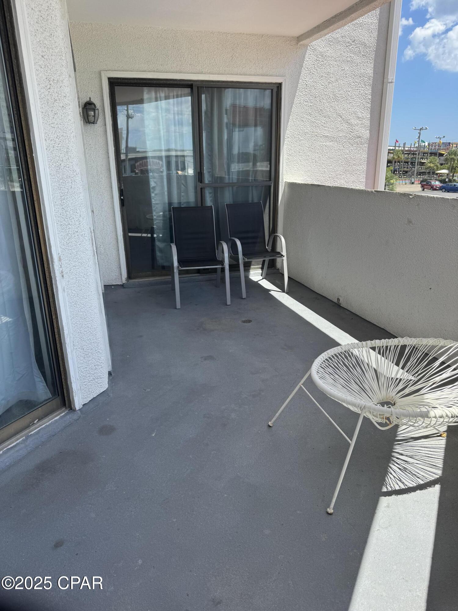 Image 12 For 8730 Thomas Drive 1203 B