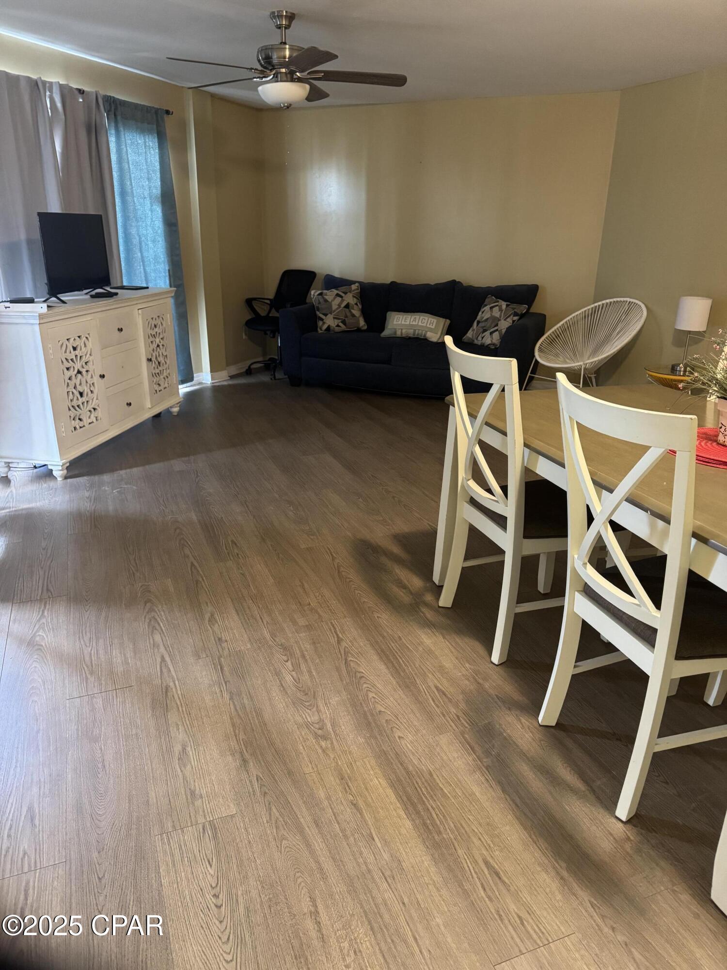 Image 9 For 8730 Thomas Drive 1203 B