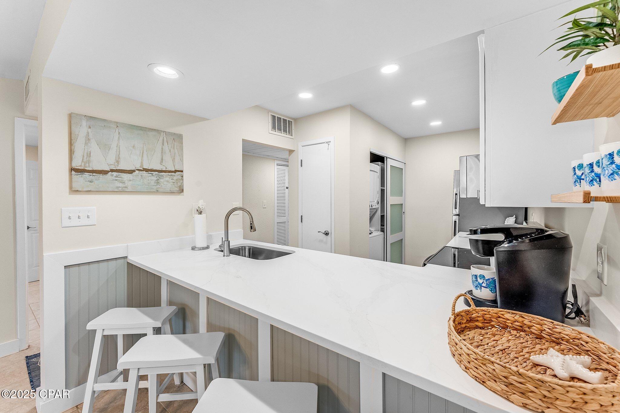 Image 11 For 520 Richard Jackson Blvd.  401