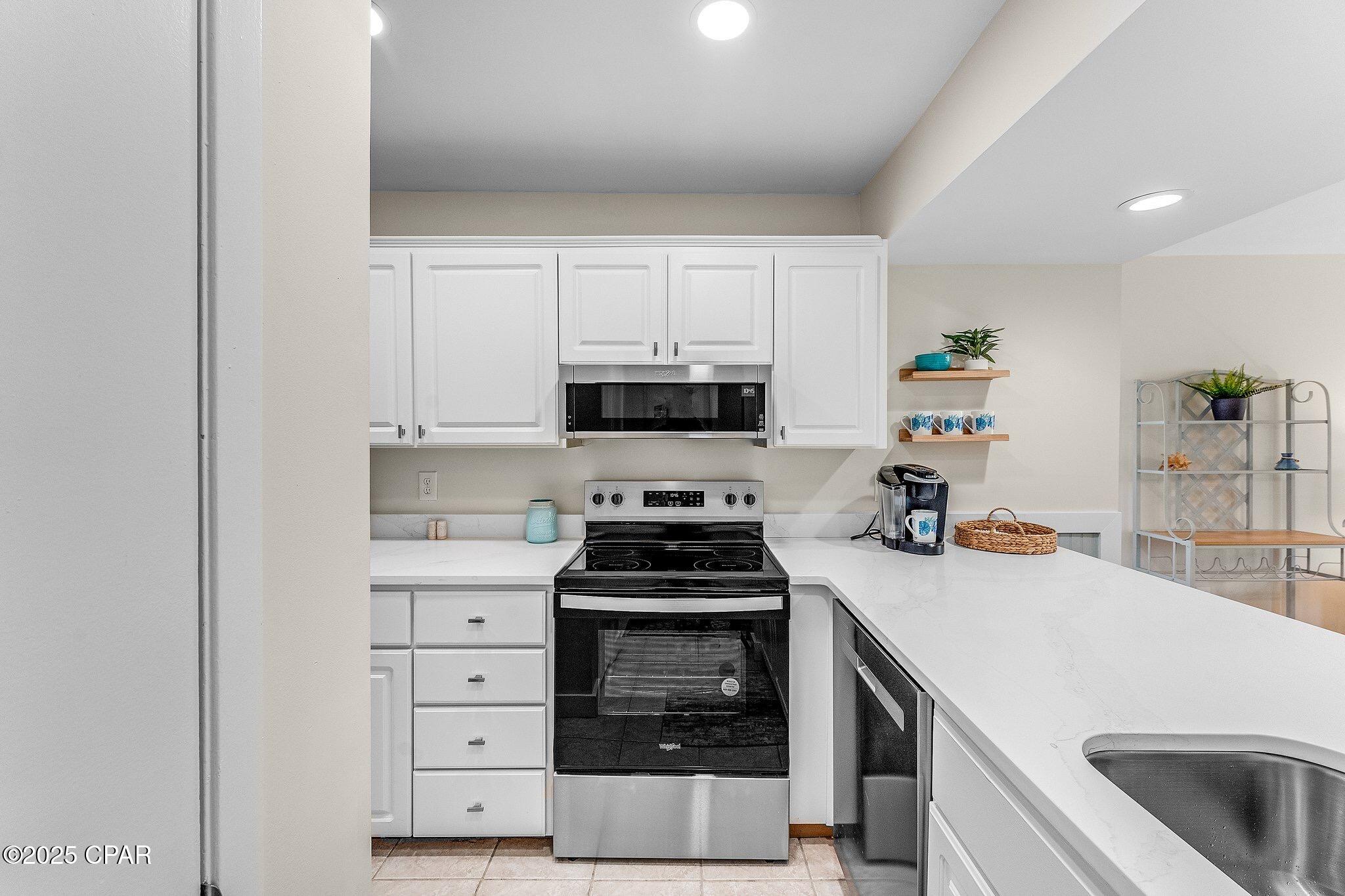 Image 12 For 520 Richard Jackson Blvd.  401