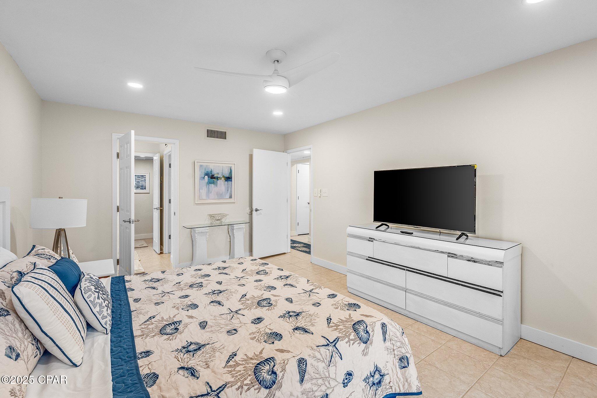 Image 21 For 520 Richard Jackson Blvd.  401