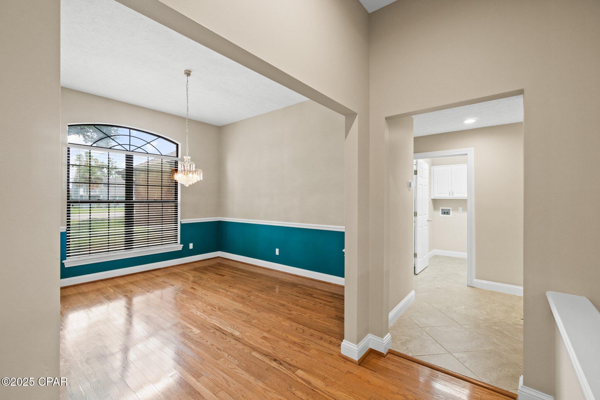 Image 13 For 106 Queens Circle