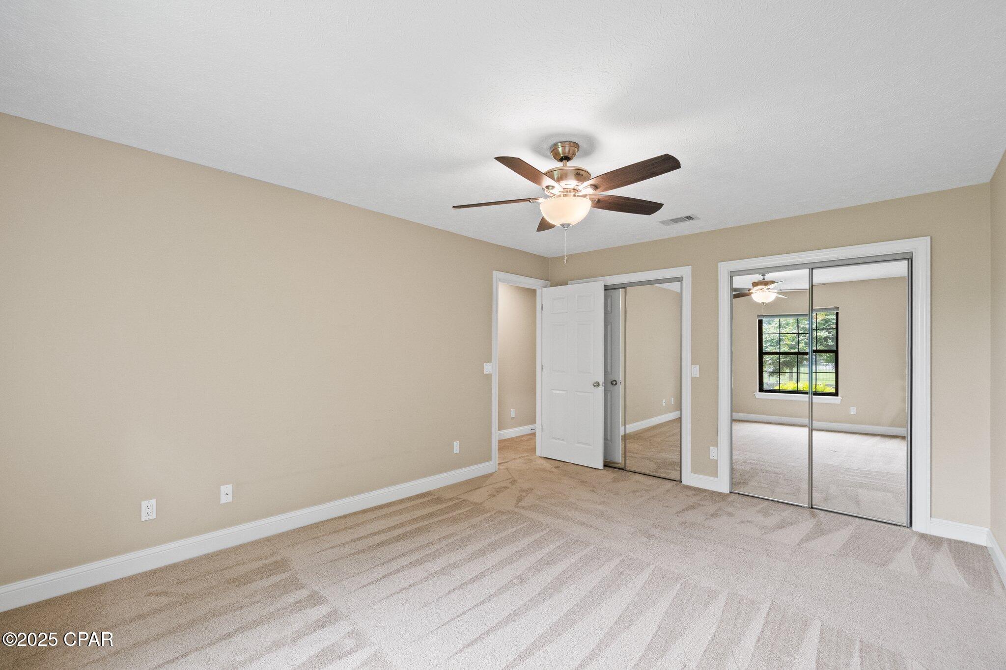 Image 30 For 106 Queens Circle