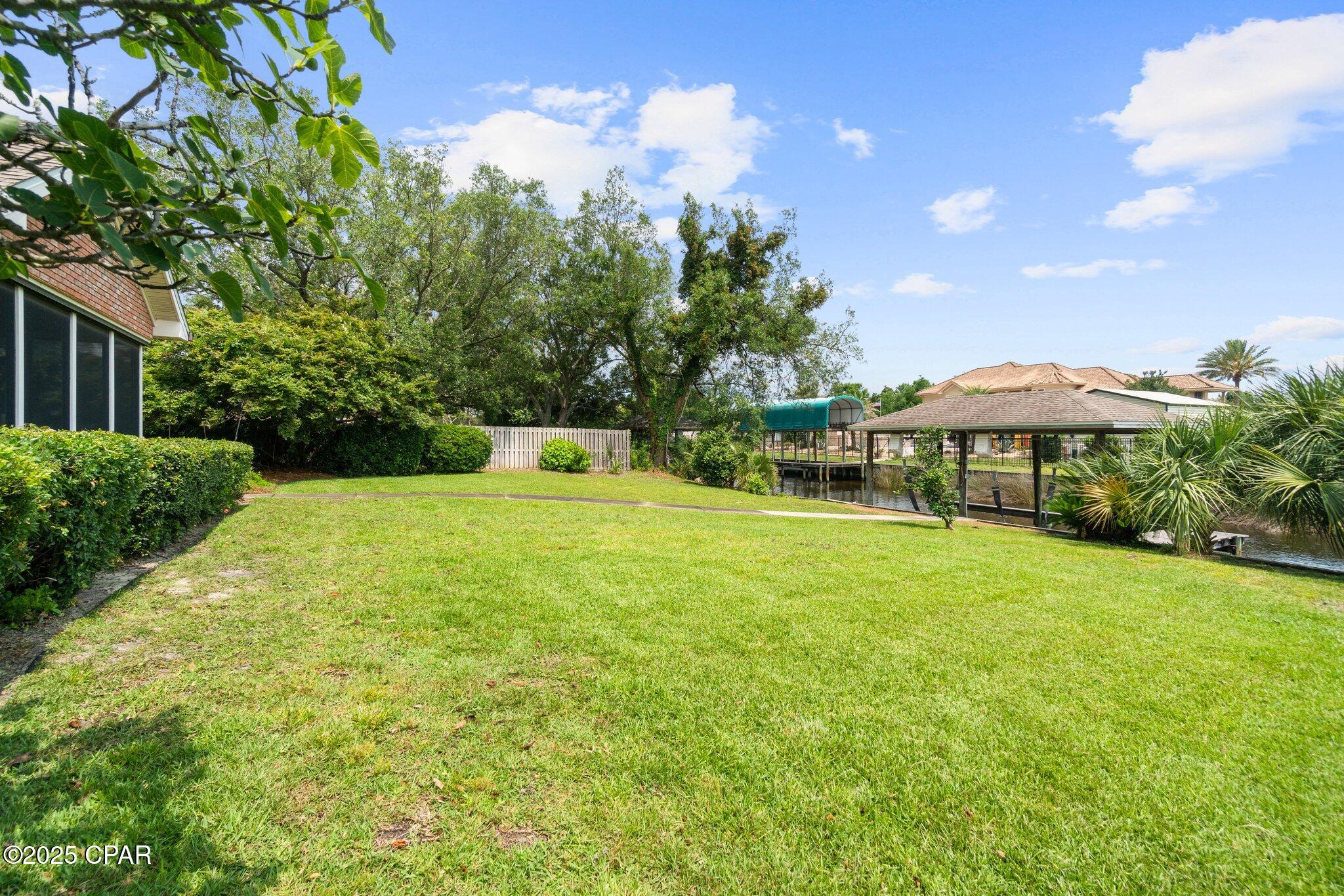 Image 48 For 106 Queens Circle