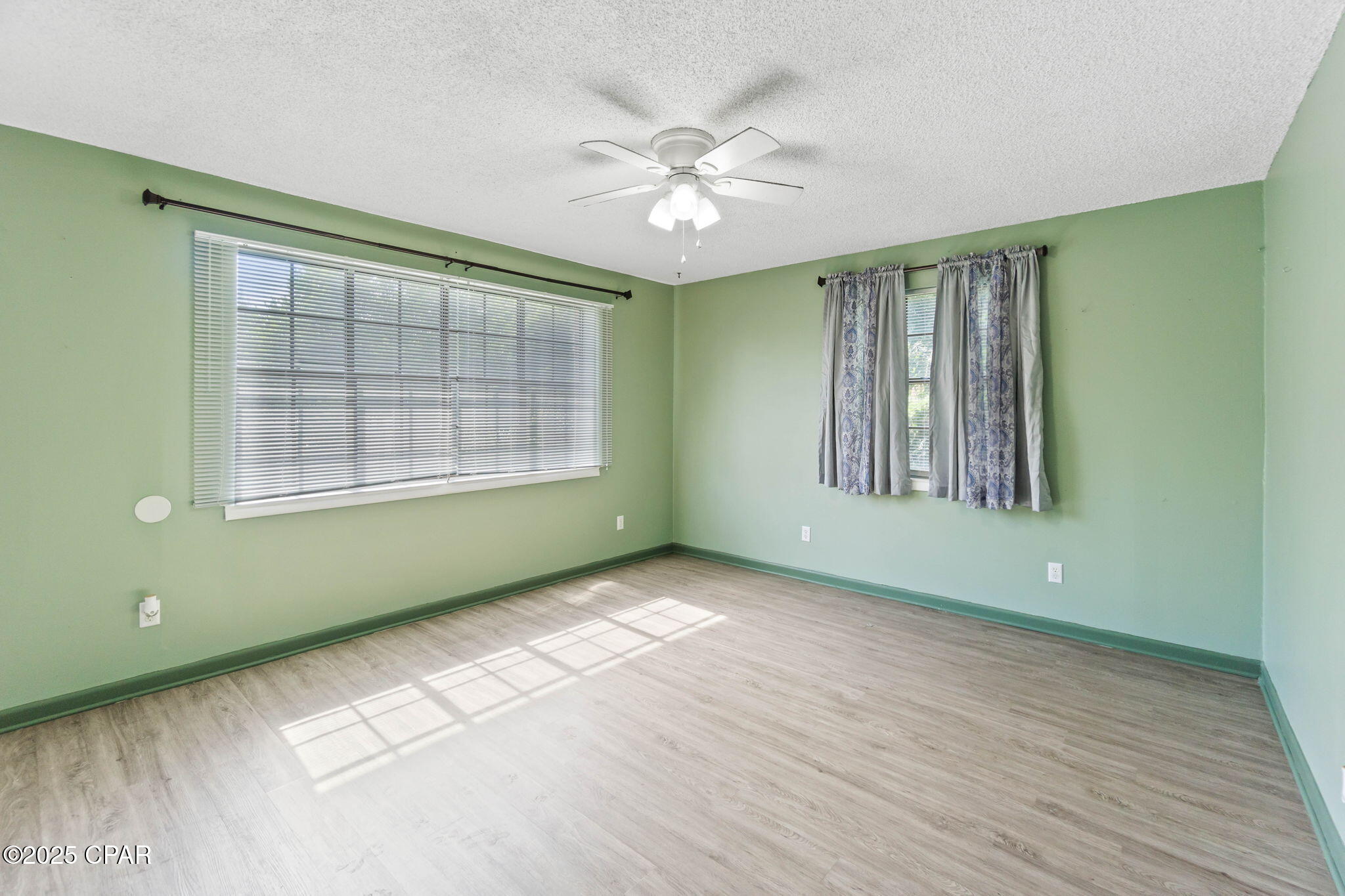 Image 13 For 2973 Caledonia Street