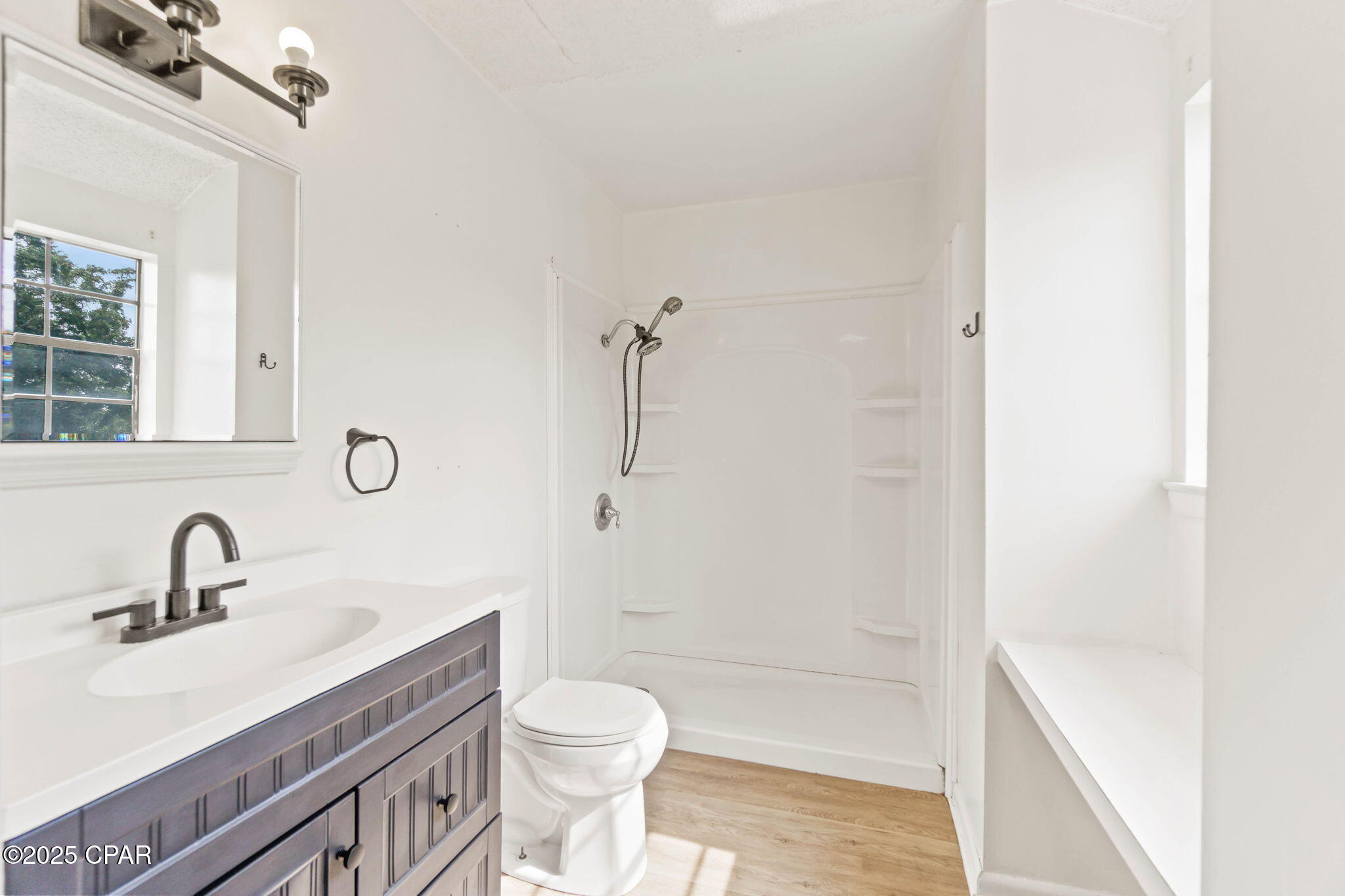 Image 17 For 2973 Caledonia Street