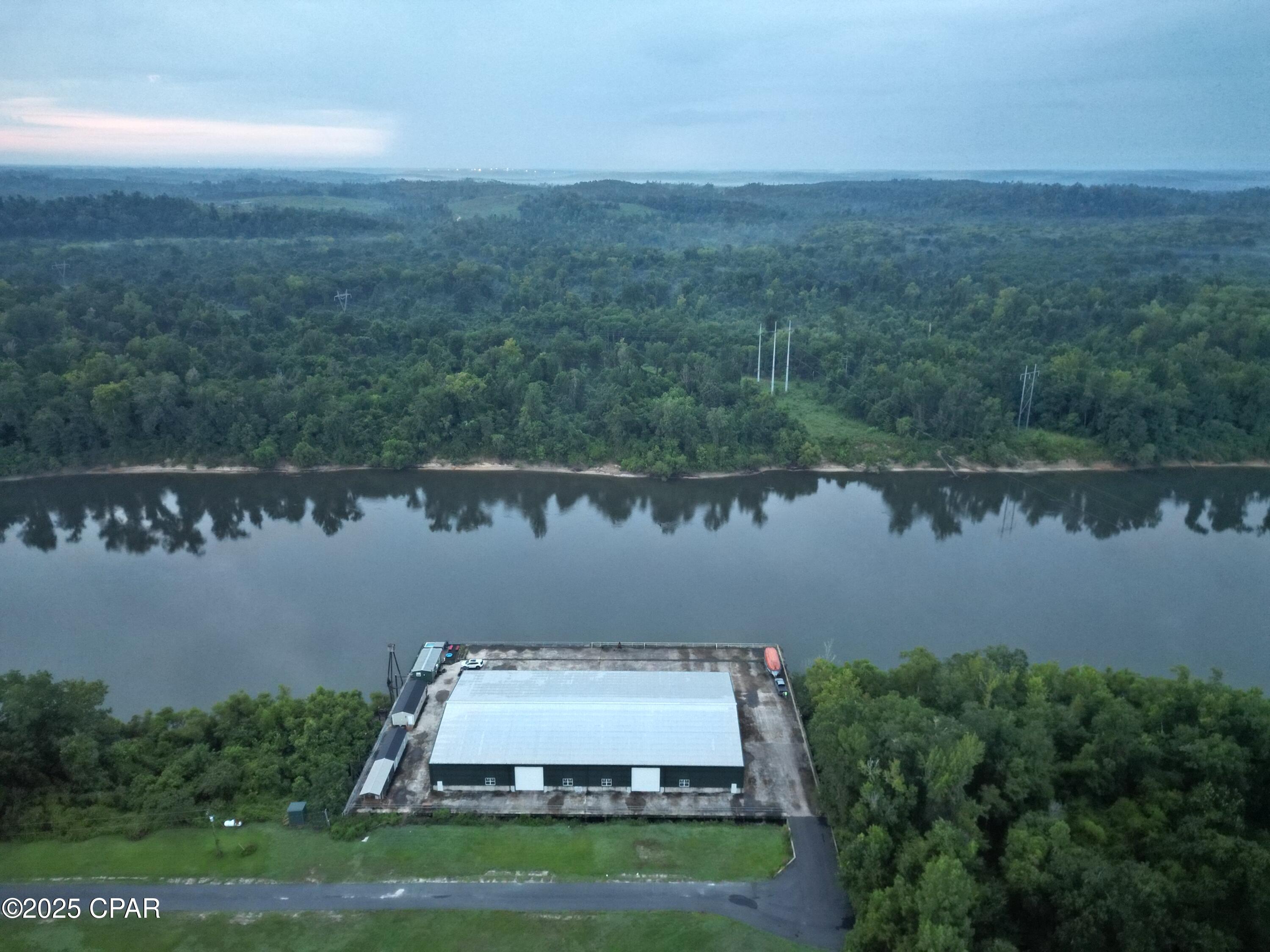 Image 8 For 8599 Gadsen Trail