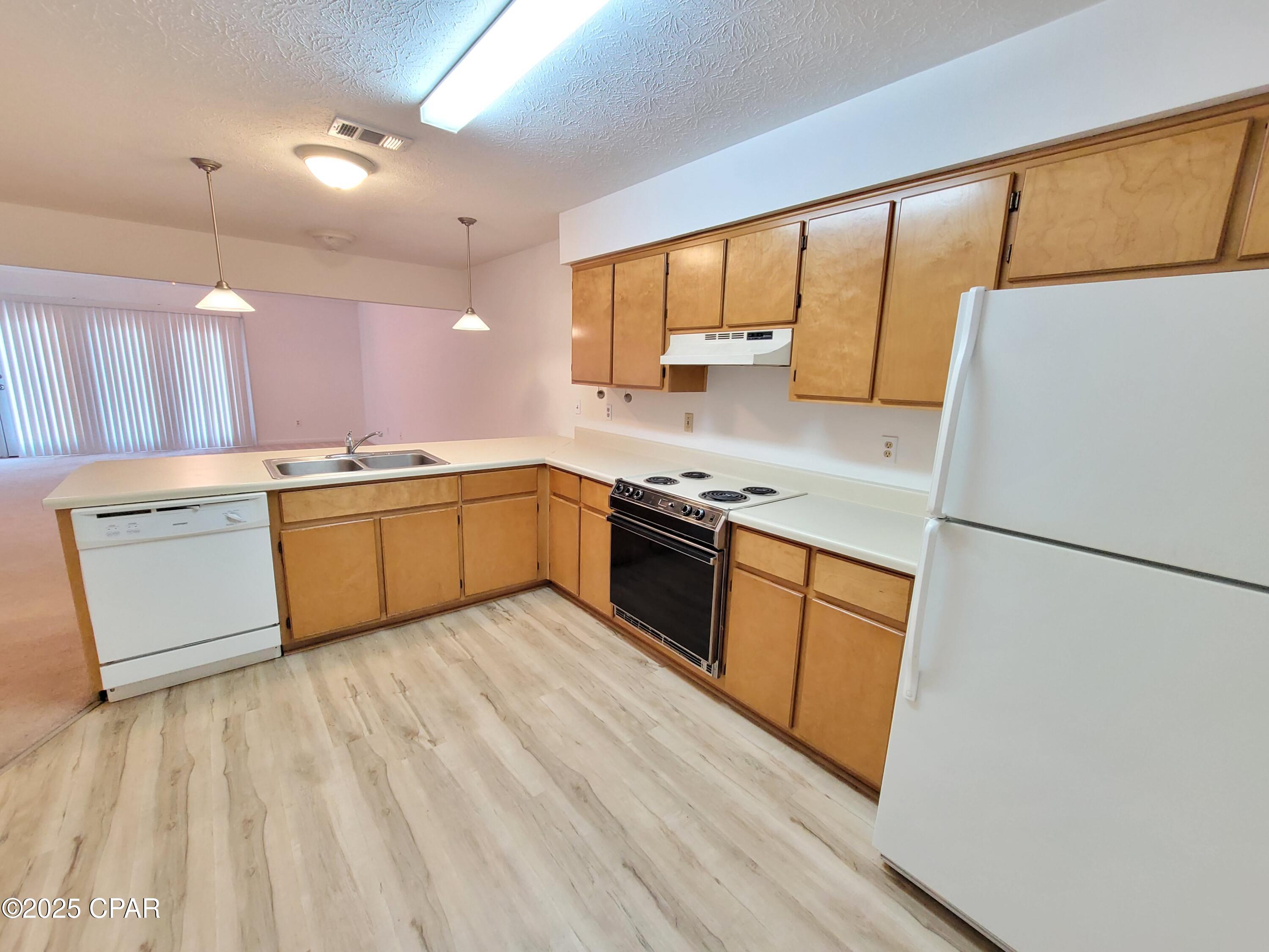 Image 13 For 2026 Baker Court 21