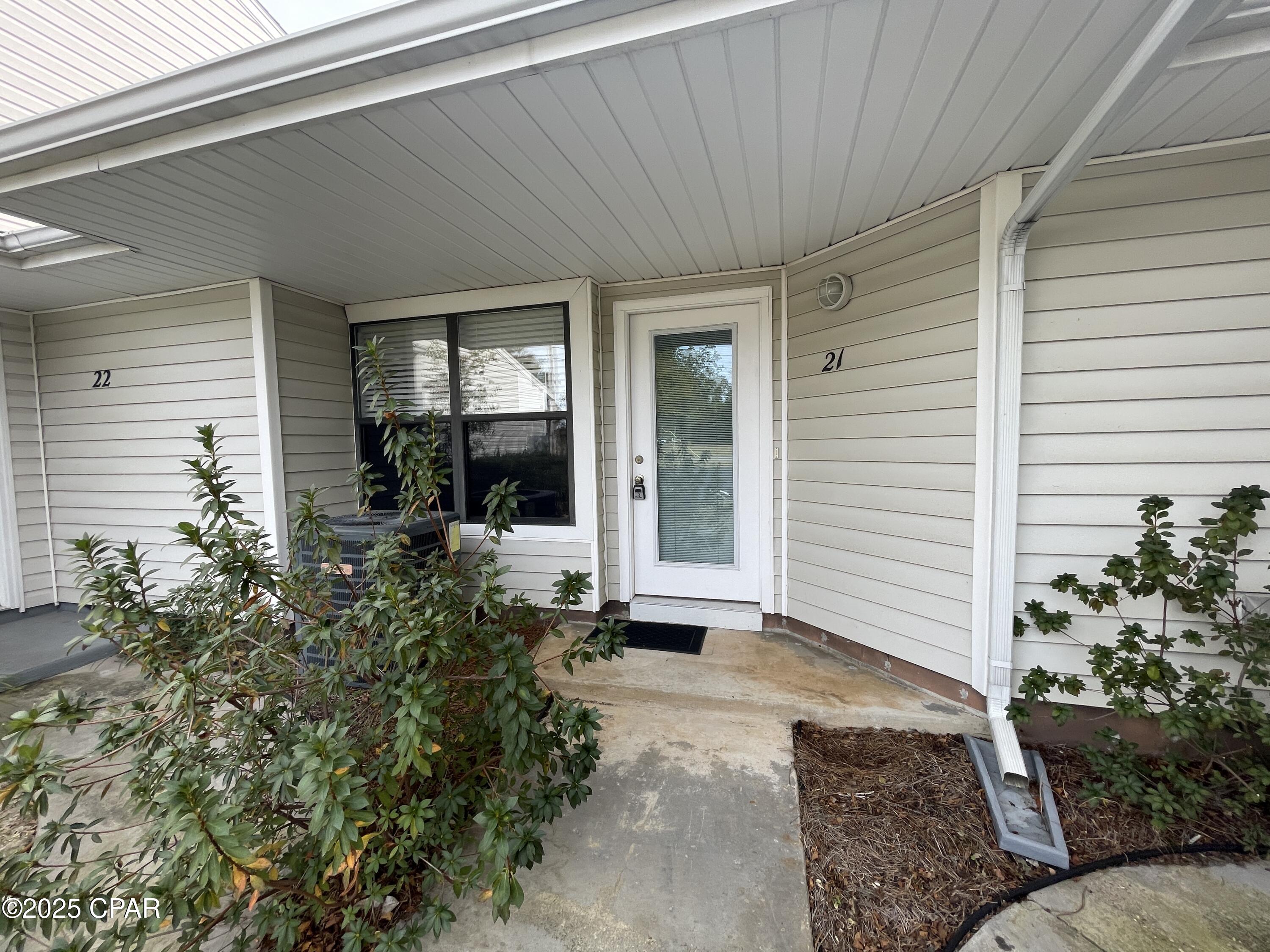 Image 2 For 2026 Baker Court 21