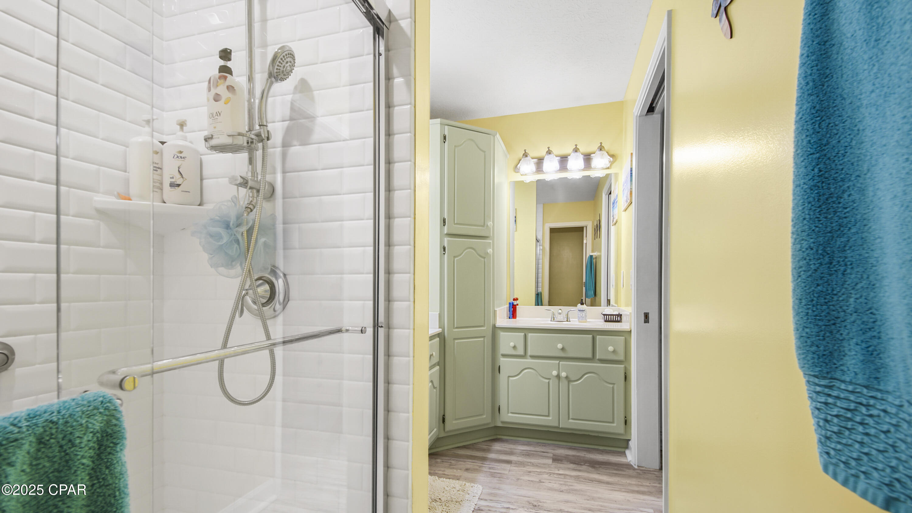 Image 17 For 120 Bonaire Drive