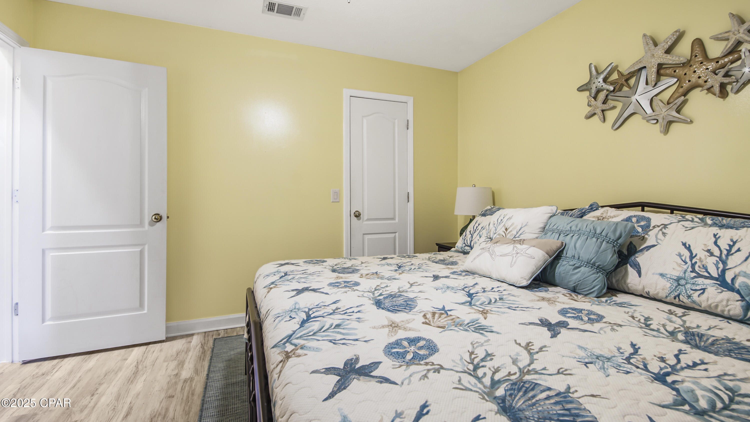 Image 26 For 120 Bonaire Drive