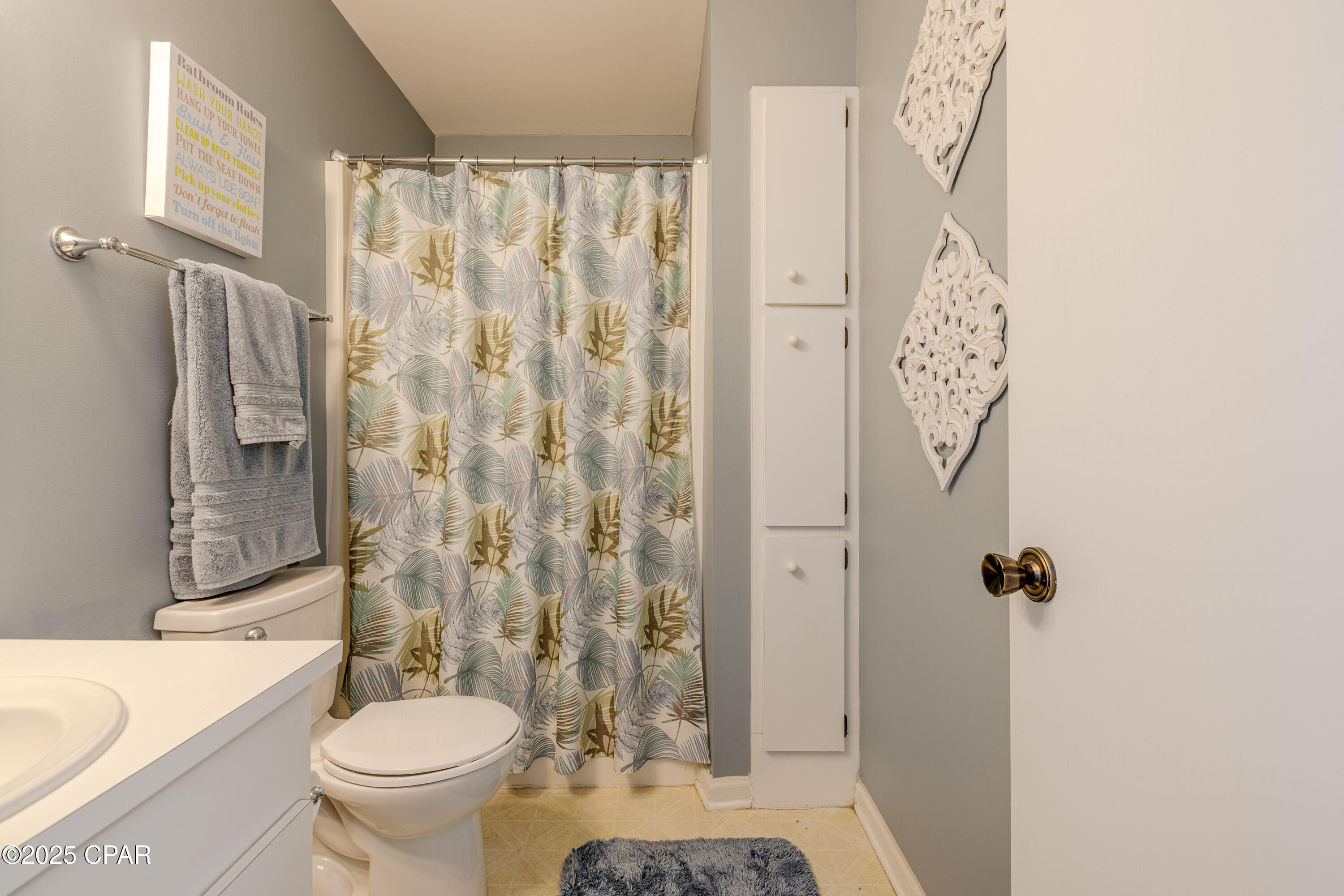 Image 15 For 6215 Thomas Drive 121