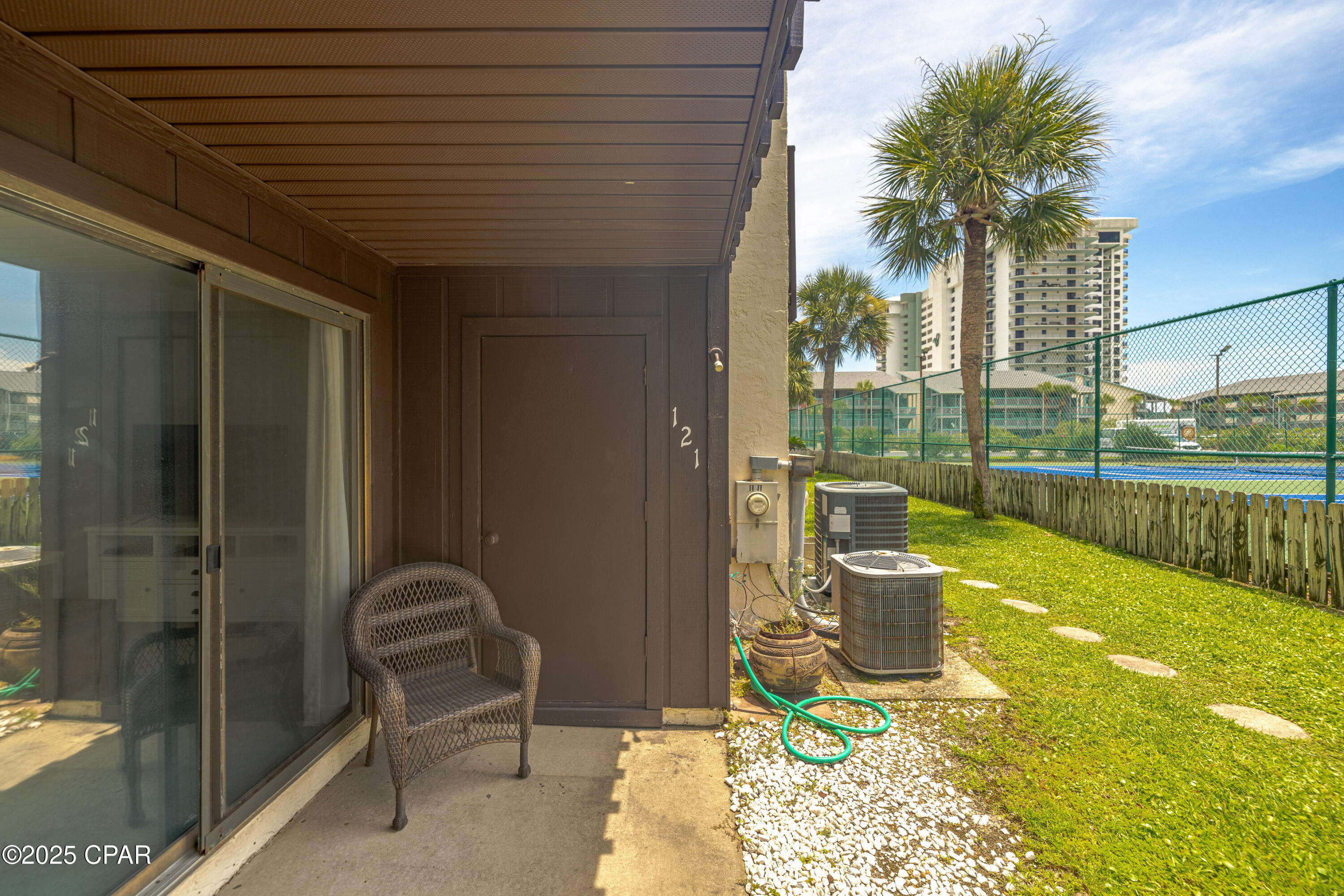 Image 18 For 6215 Thomas Drive 121