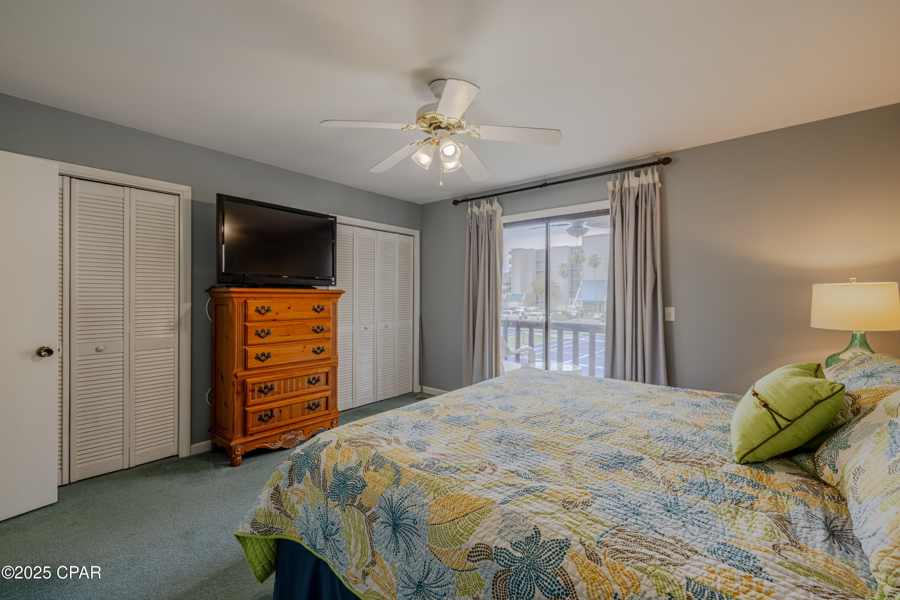 Image 24 For 6215 Thomas Drive 121